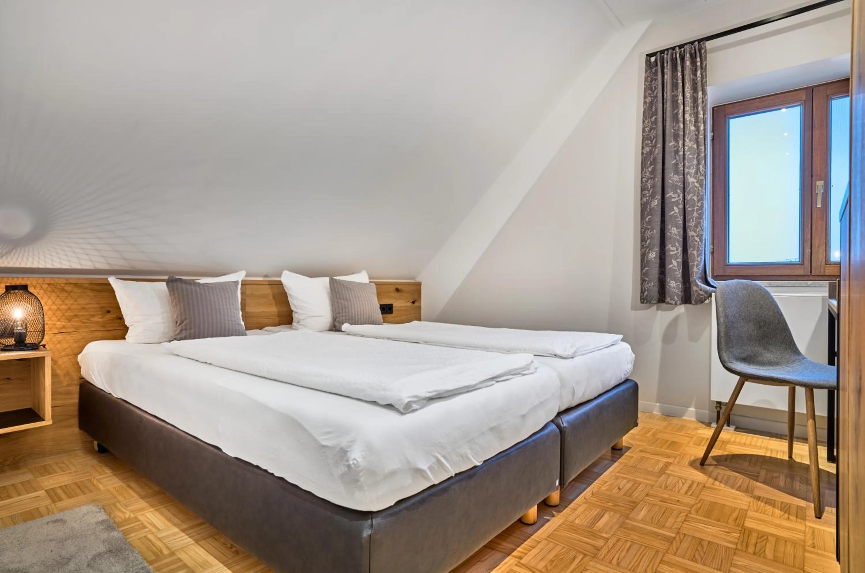 Bed in Gasthaus Hotel Ostermeier
