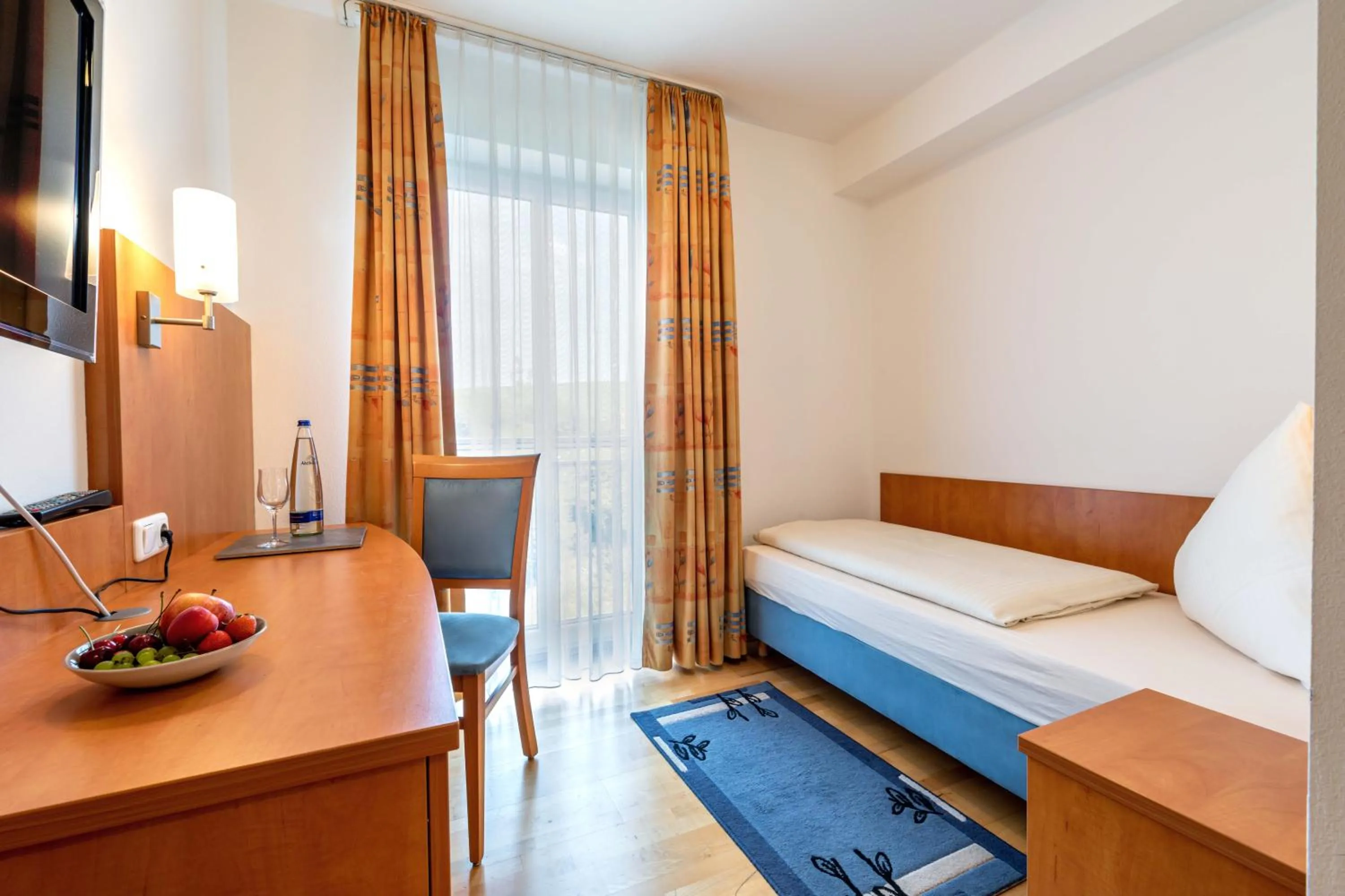 Seating area, Bed in Gasthaus Hotel Ostermeier