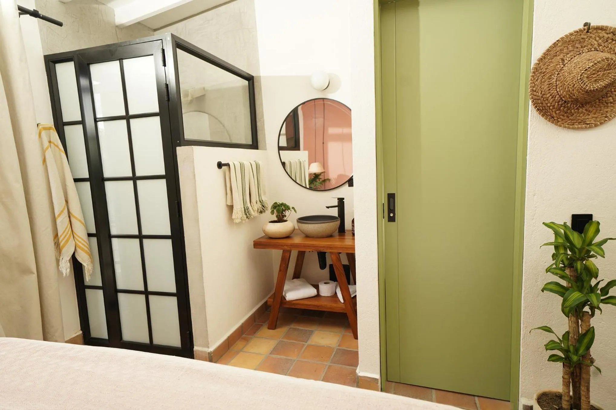 Bathroom, Bed in Hotel Quinta Ladera