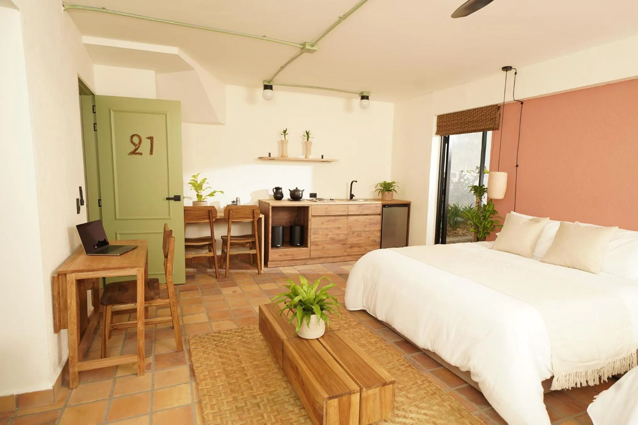 Kitchen or kitchenette, Bed in Hotel Quinta Ladera