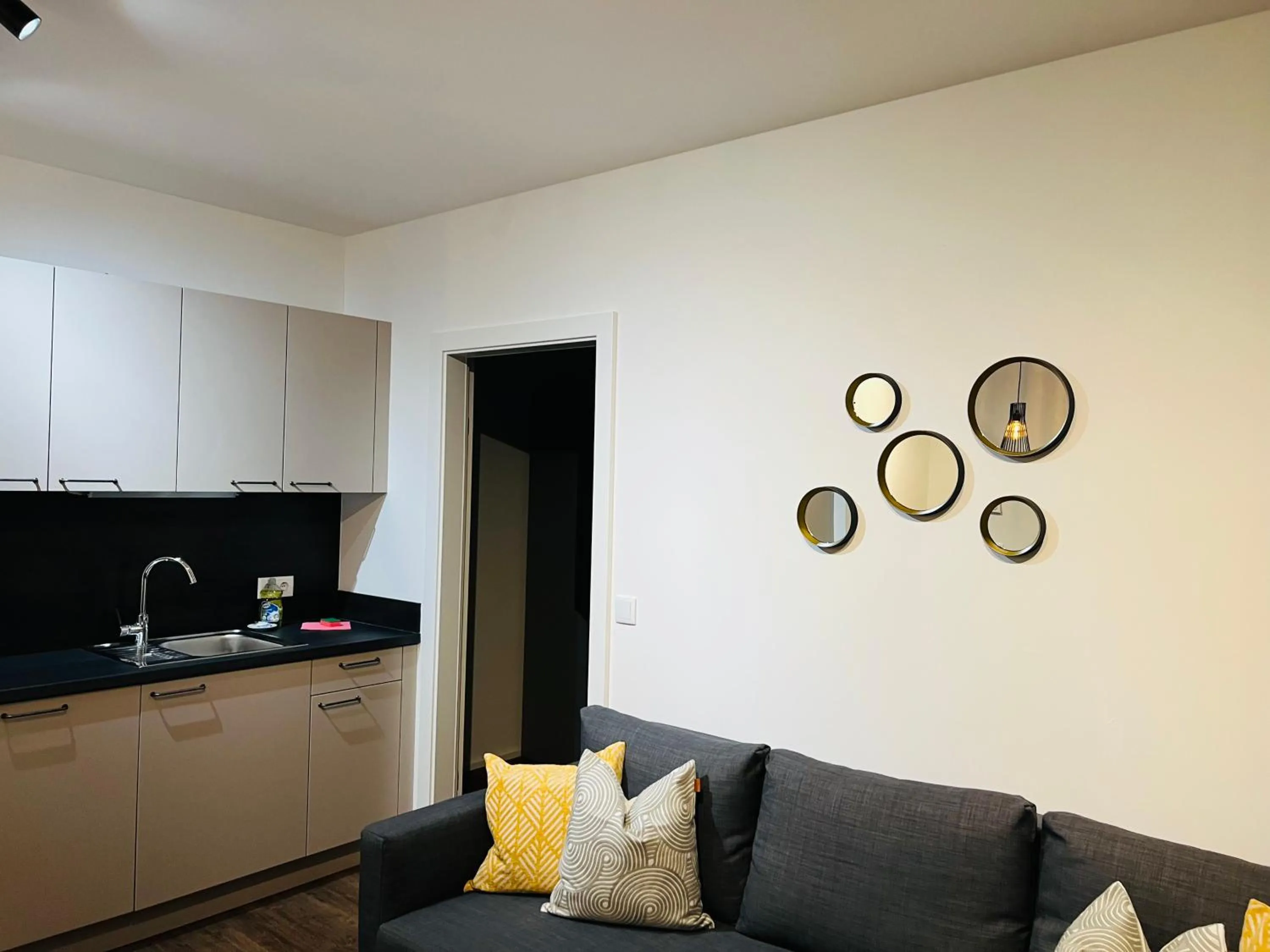 Living room in APSTAY Eggenberg I Self Check-in I Parking option