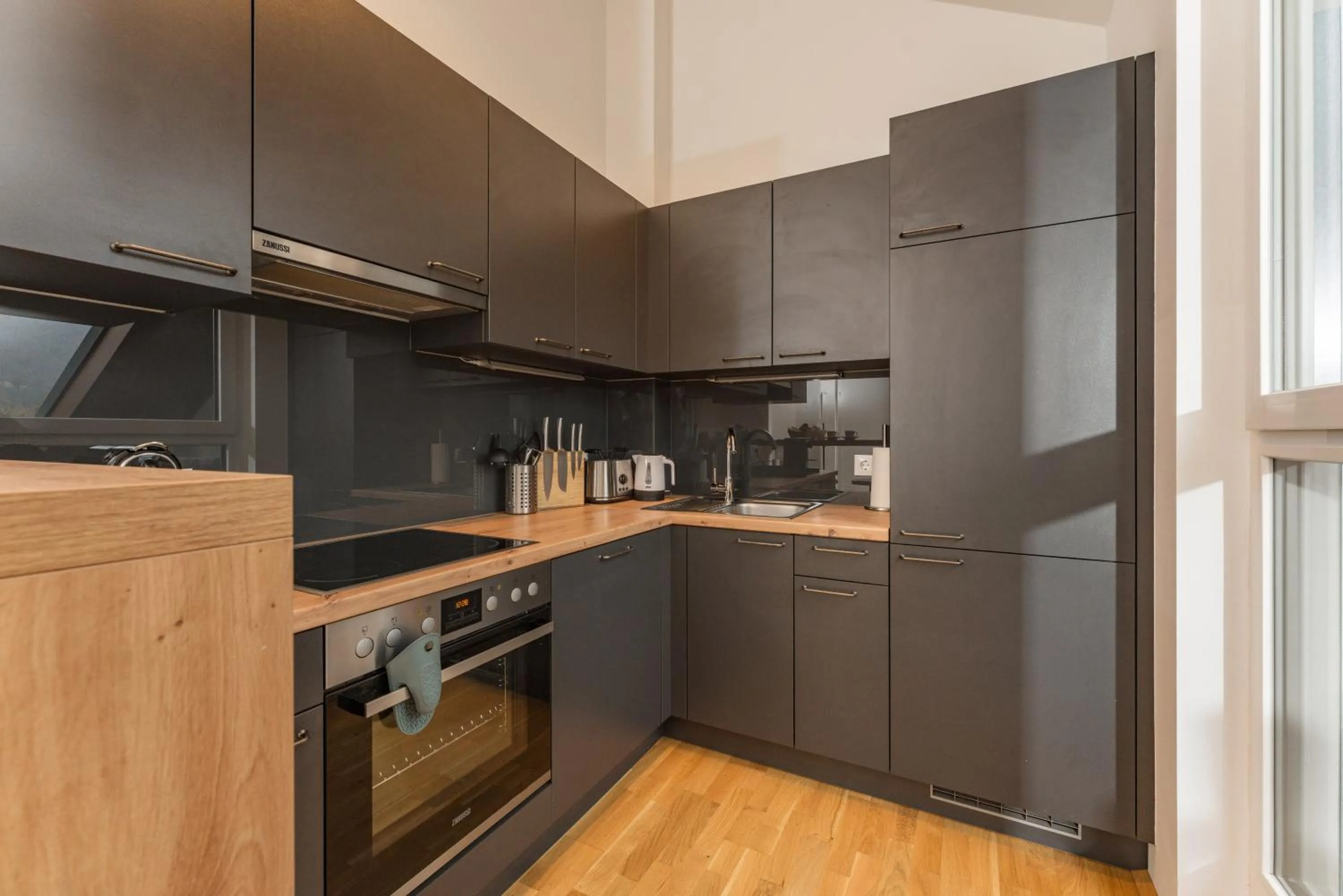 stove in APSTAY Eggenberg I Self Check-in I Parking option