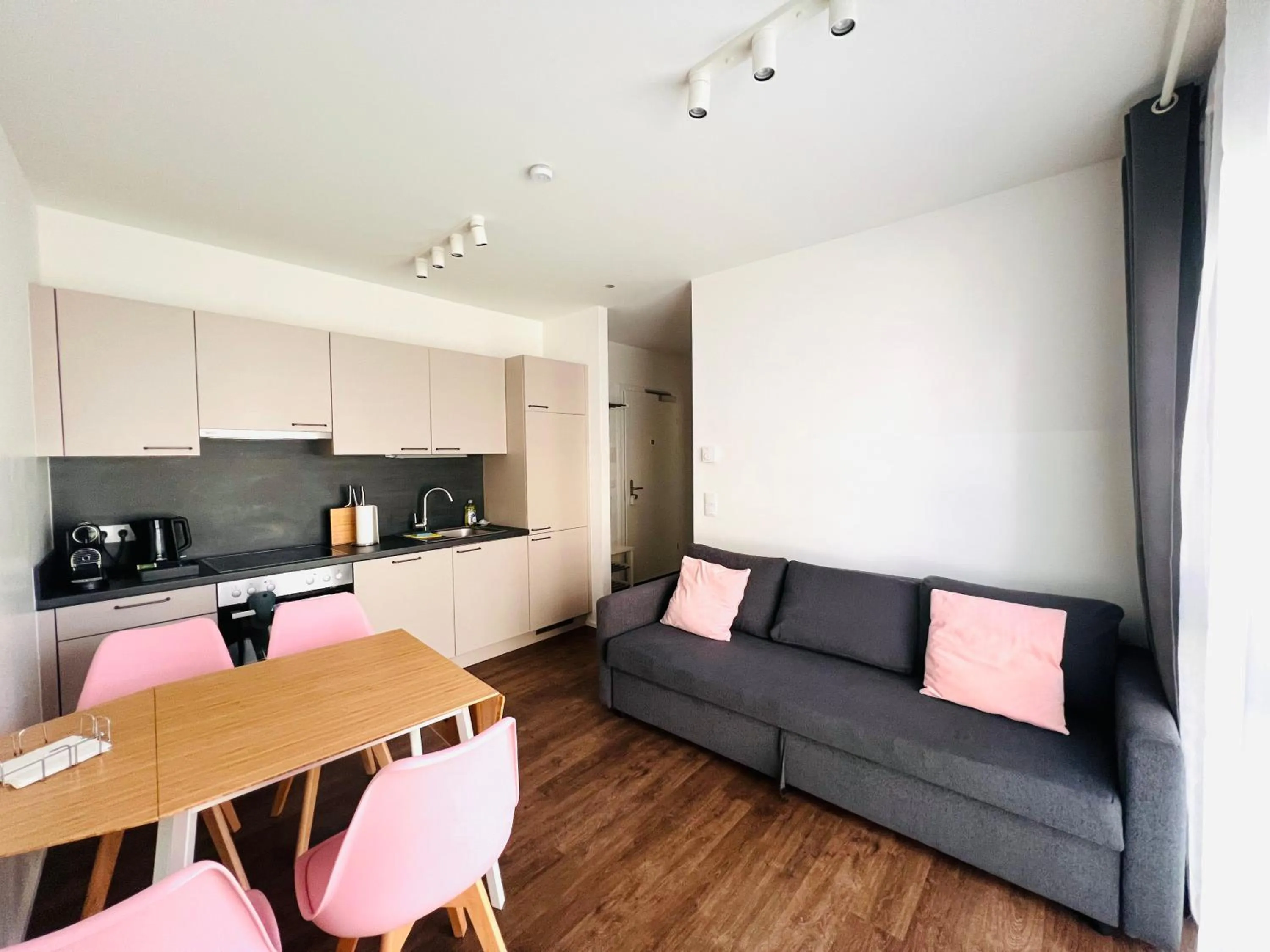 Living room in APSTAY Eggenberg I Self Check-in I Parking option