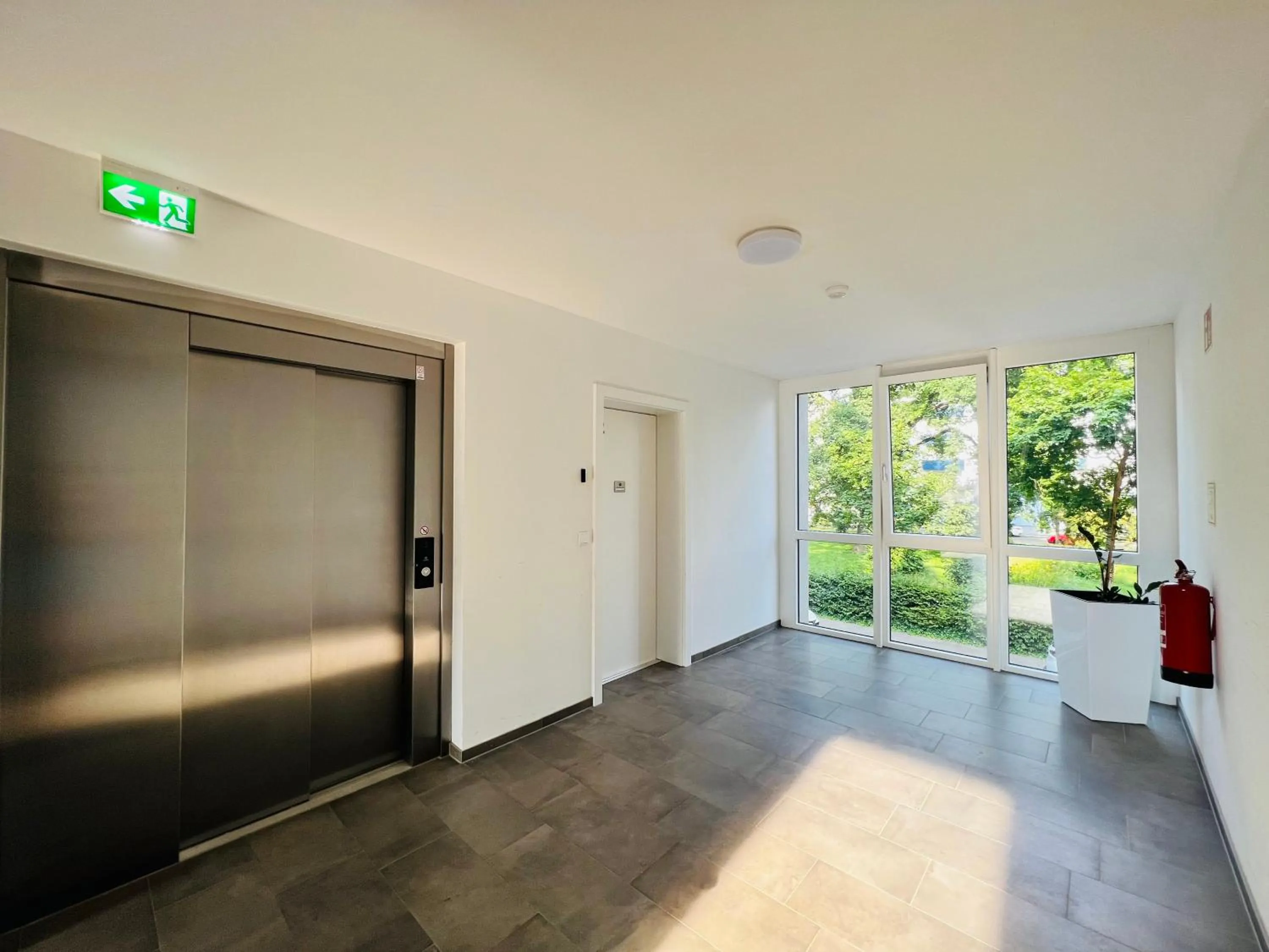 Property building in APSTAY Eggenberg I Self Check-in I Parking option