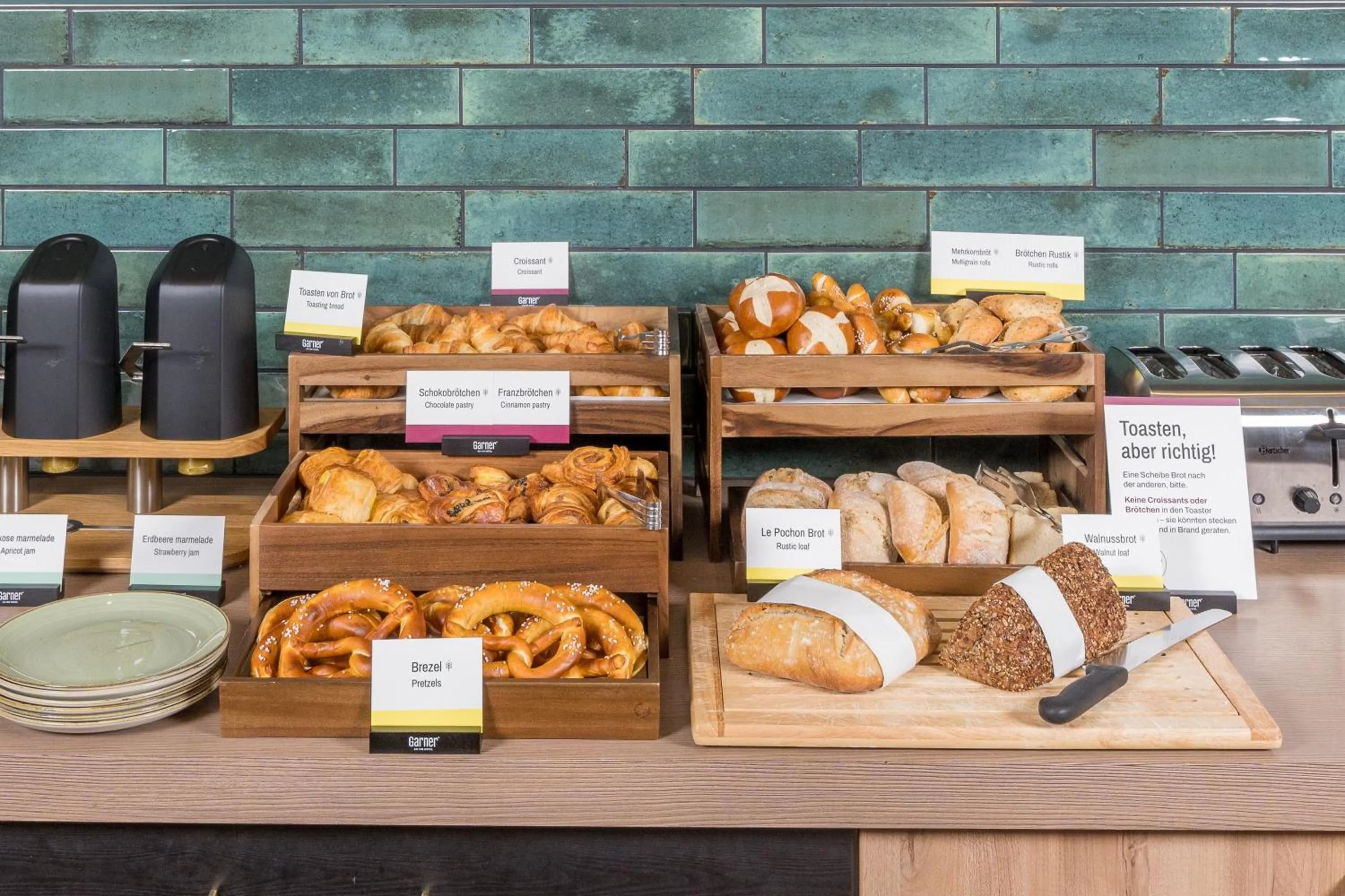 Breakfast in Garner Hotel Stuttgart - Zuffenhausen by IHG