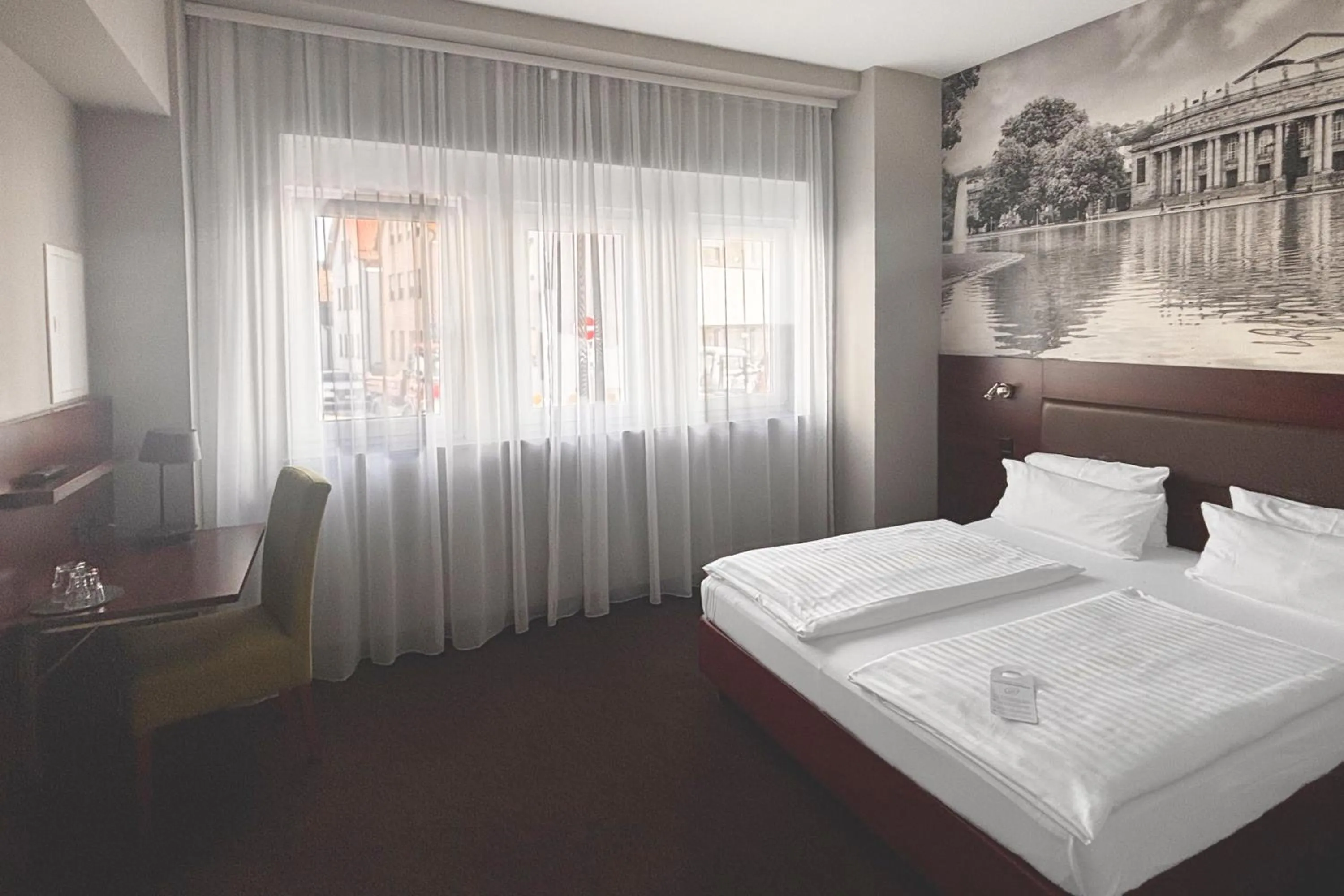 Photo of the whole room, Bed in Novum Hotel Bruy