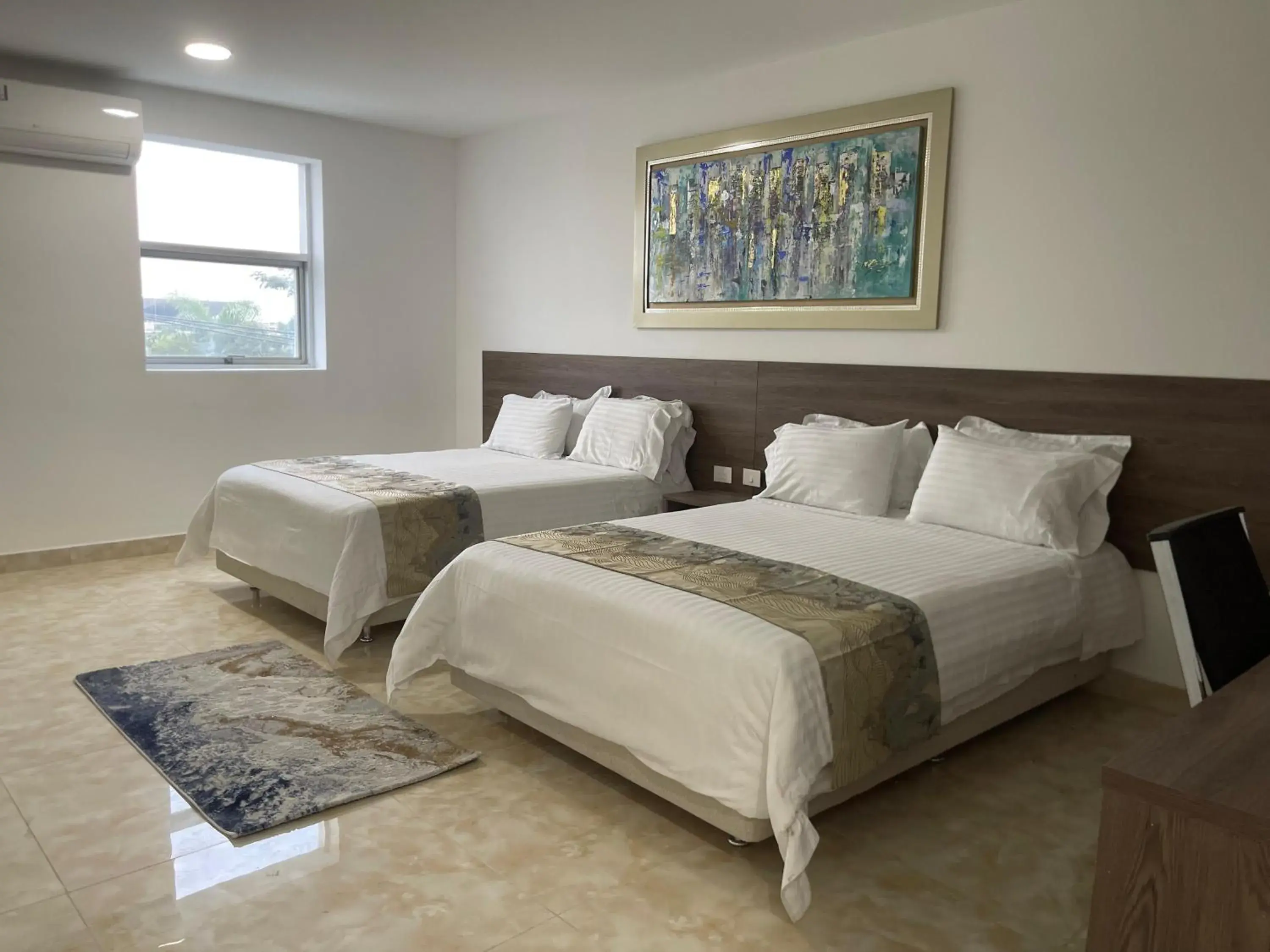 Twin Room in Hotel Real Elim International Twin Room in Hotel Real Elim International