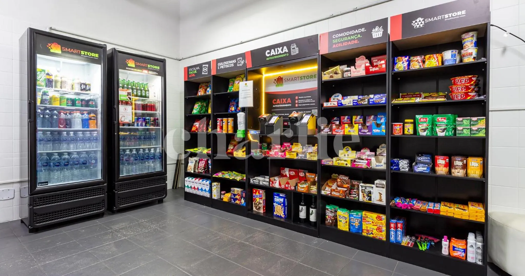 On-site shops in Paulista Suites by Charlie