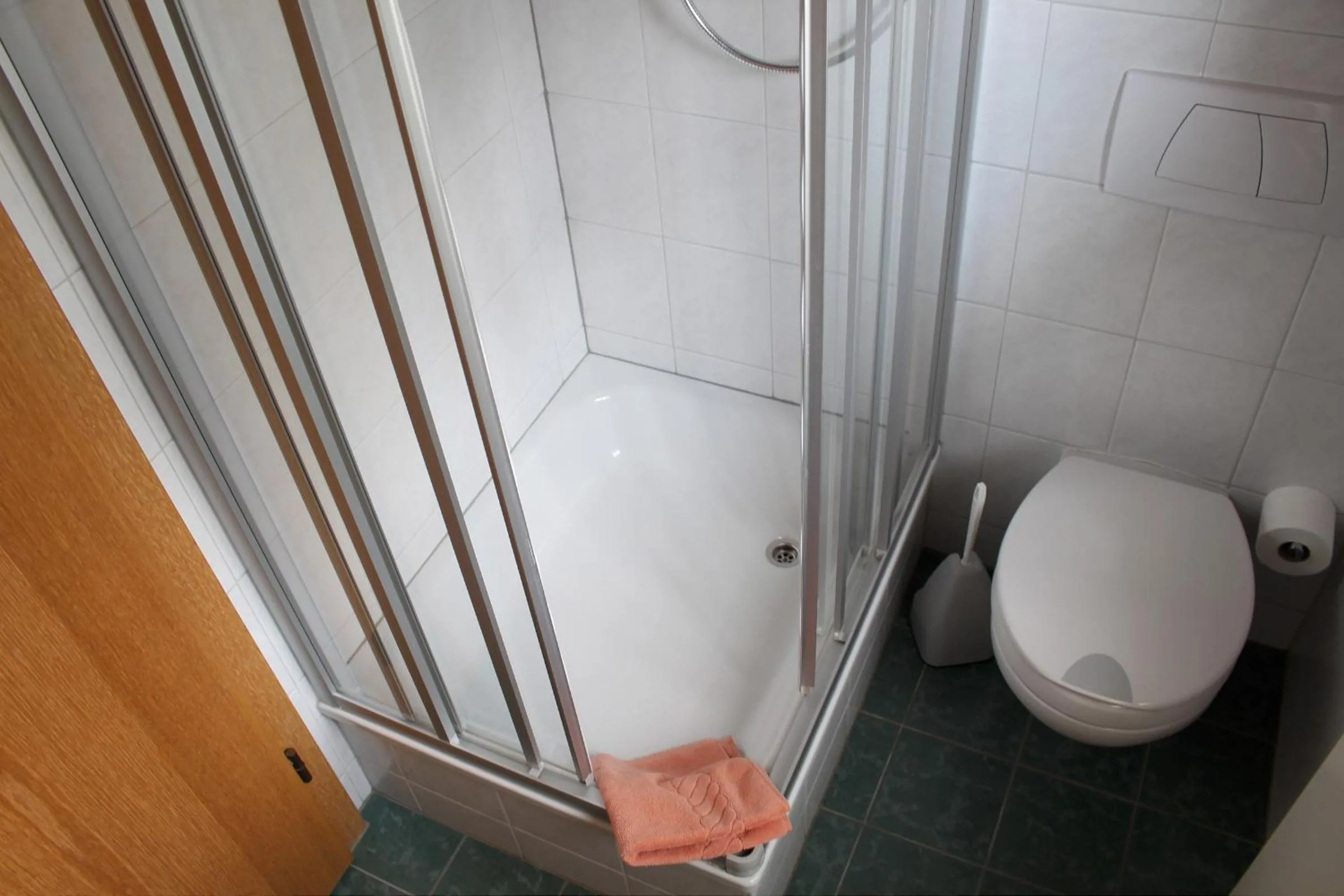 Bathroom in Gästehaus Baltram