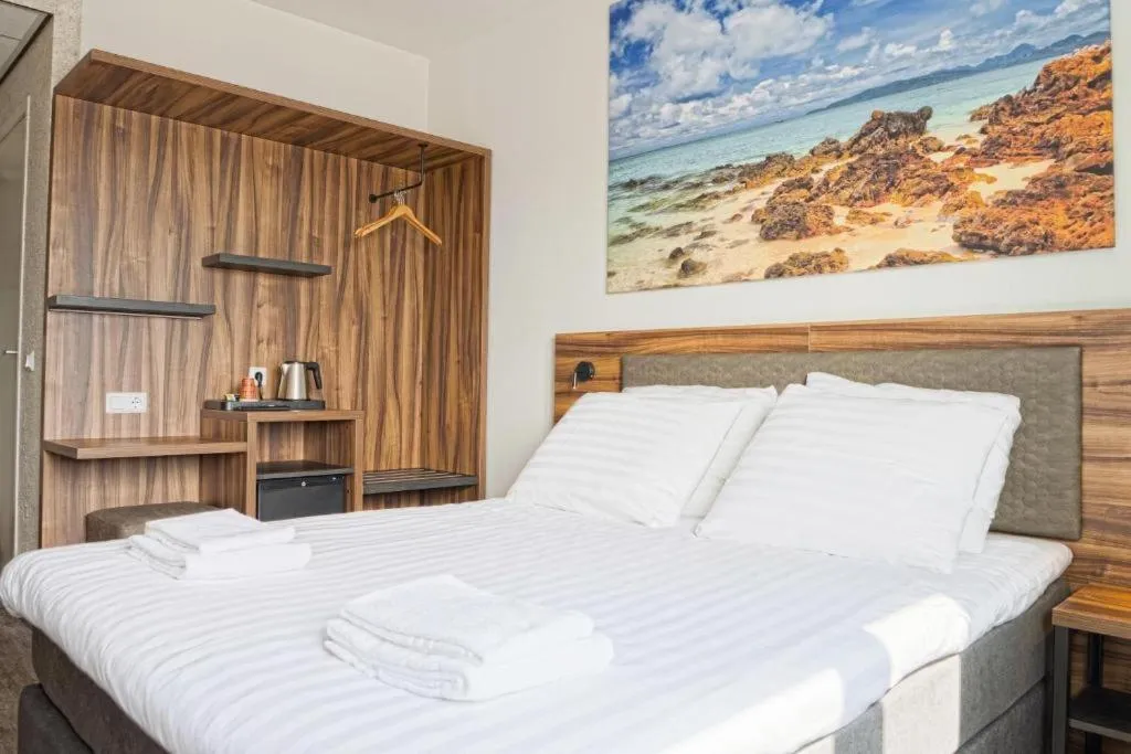 Bed in Harbour Hotel IJmuiden