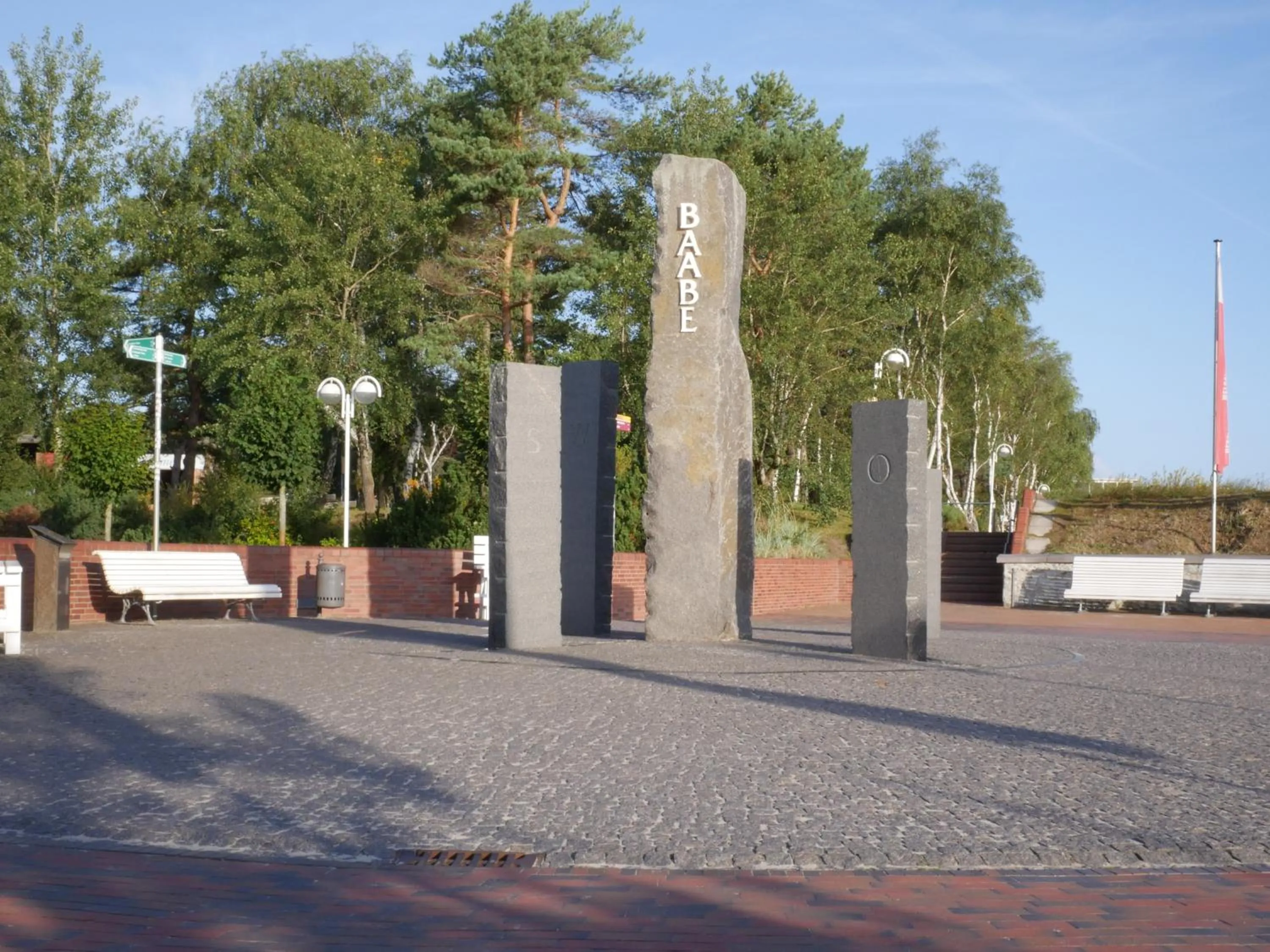 Nearby landmark in R&R Hotel Strandallee