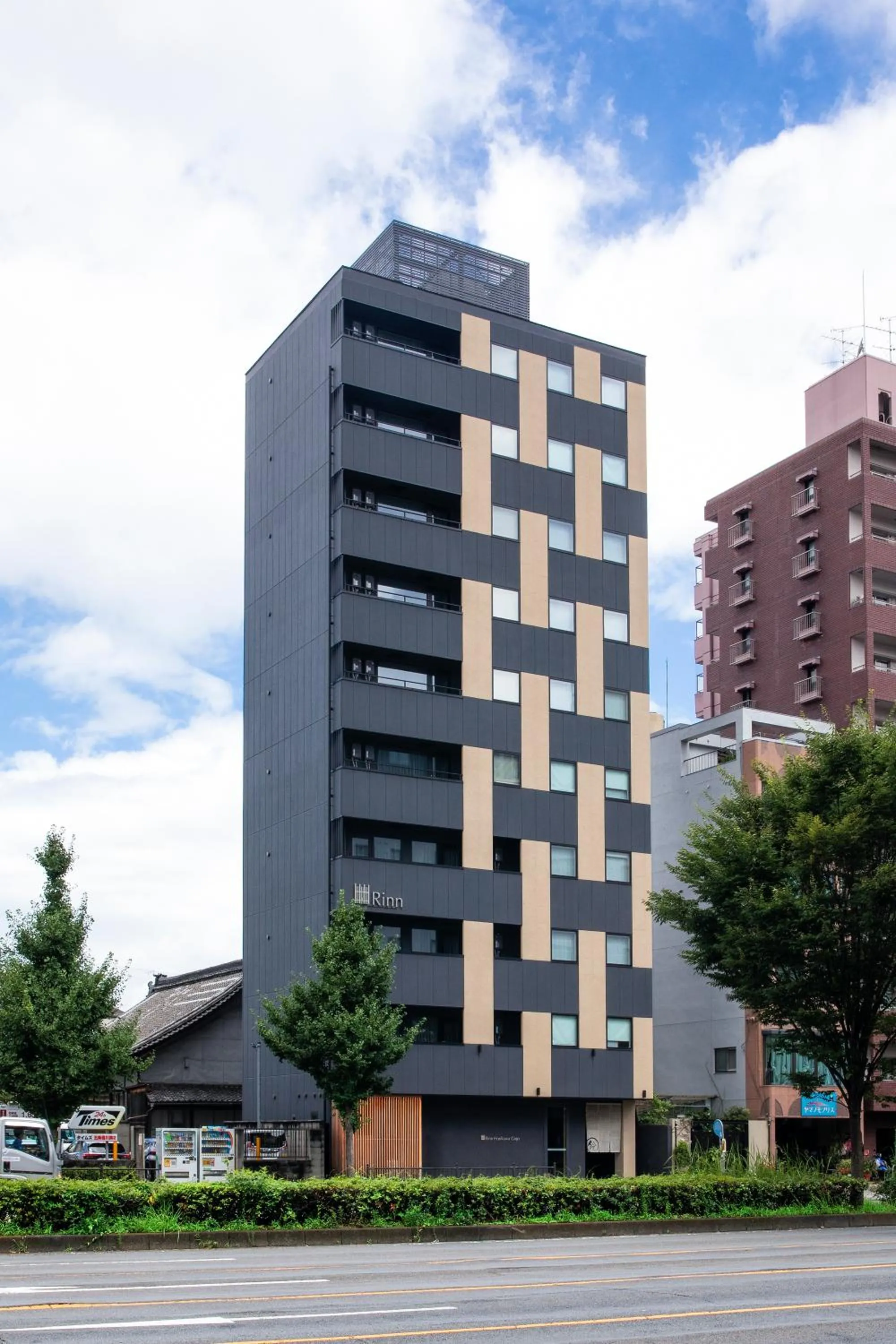Property building in Rinn Horikawa Gojo