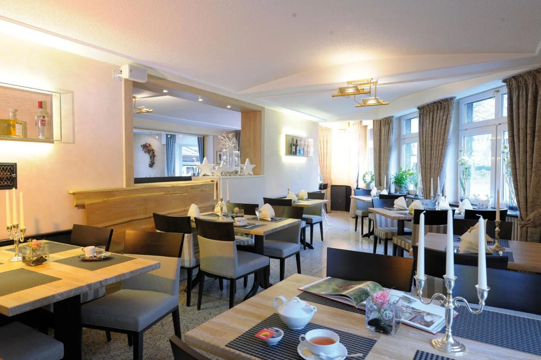 Restaurant/places to eat in Landidyll Hotel Haus Hochstein