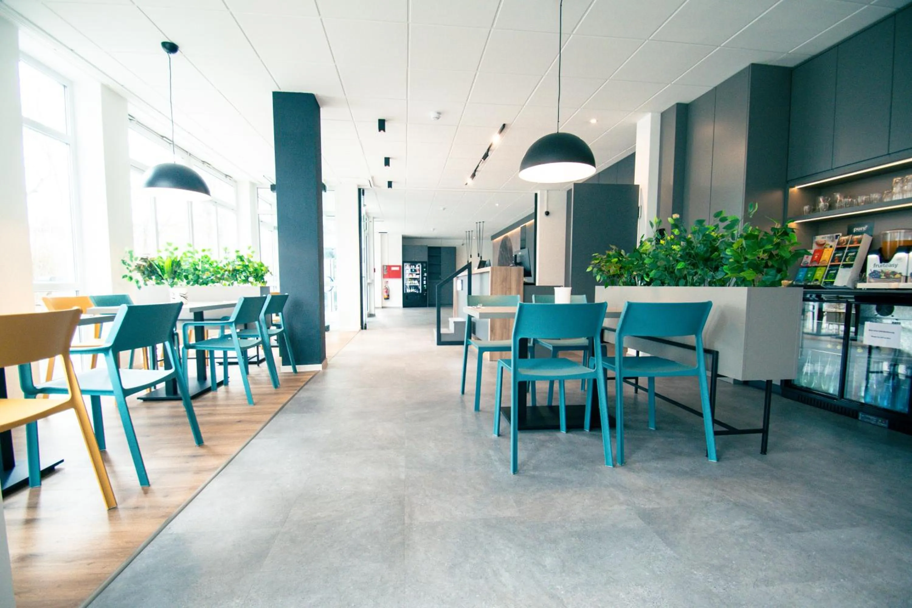 Restaurant/places to eat in Taste Hotel Jettingen