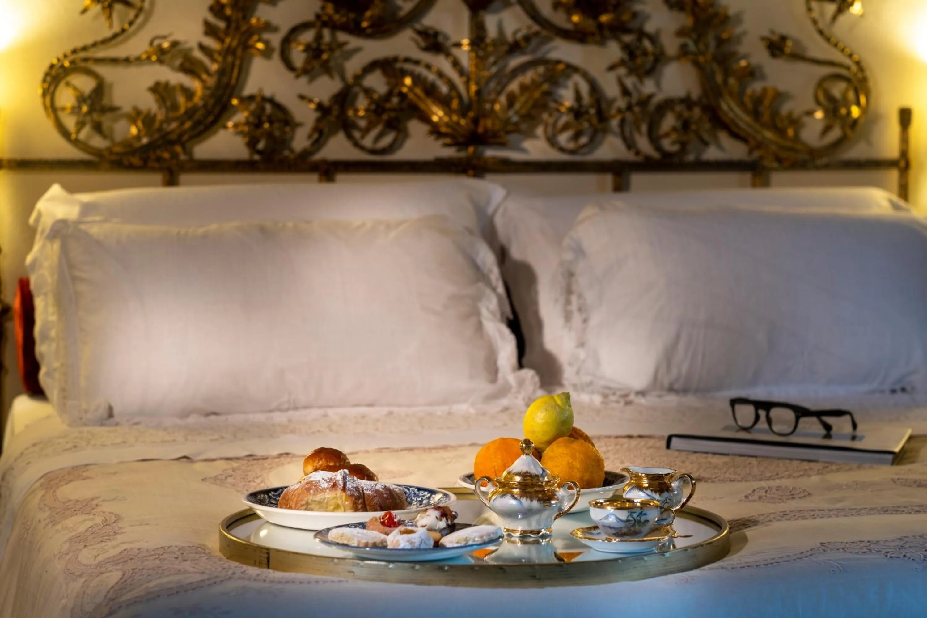 Bed in Villa del Gattopardo