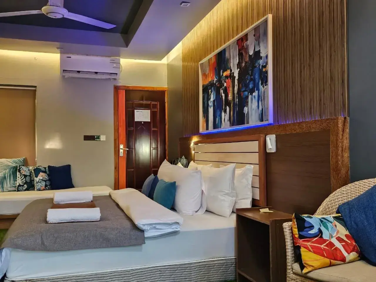 Bed in Maamadi Boutique Bed in Maamadi Boutique