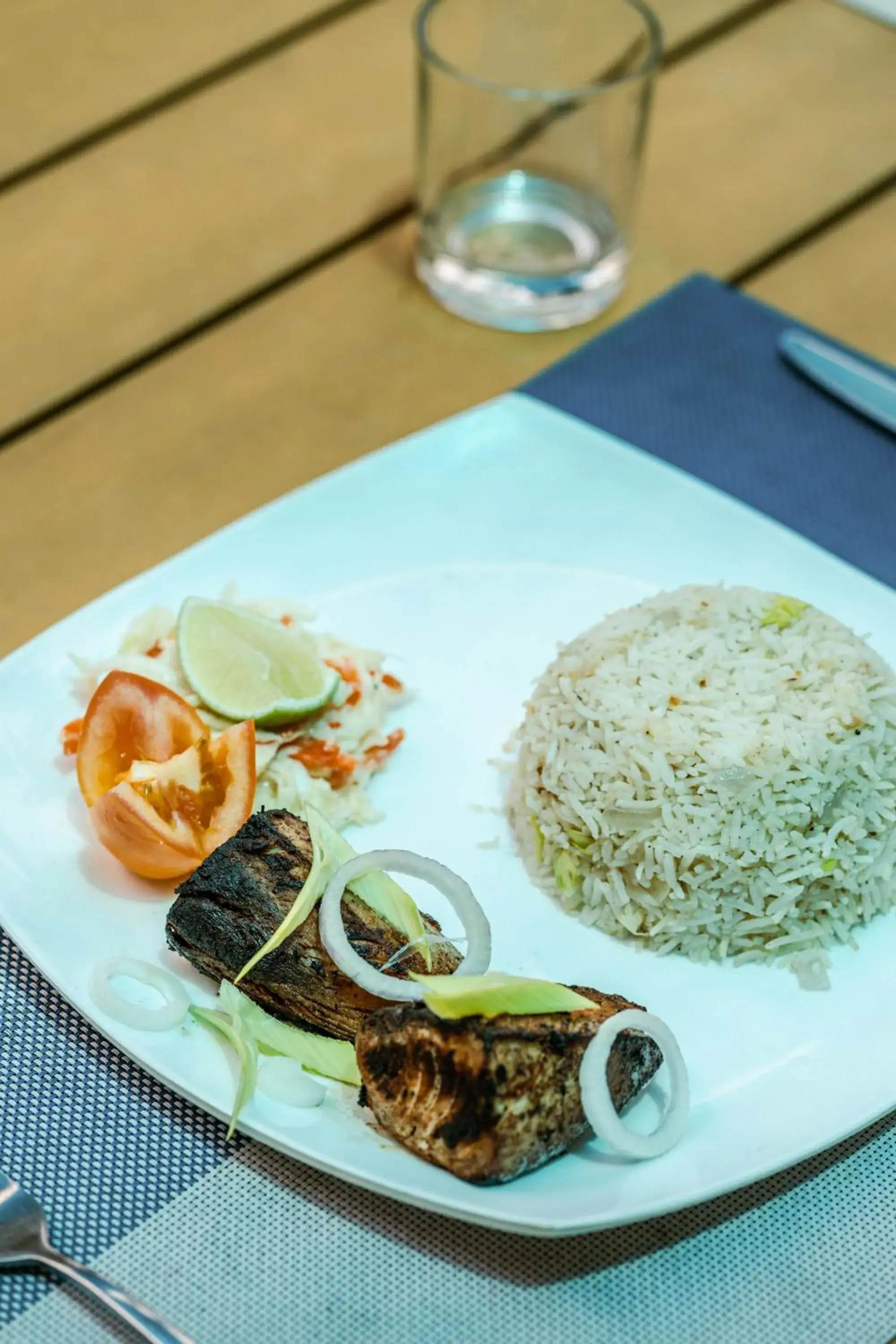 Food in Maamadi Boutique Food in Maamadi Boutique