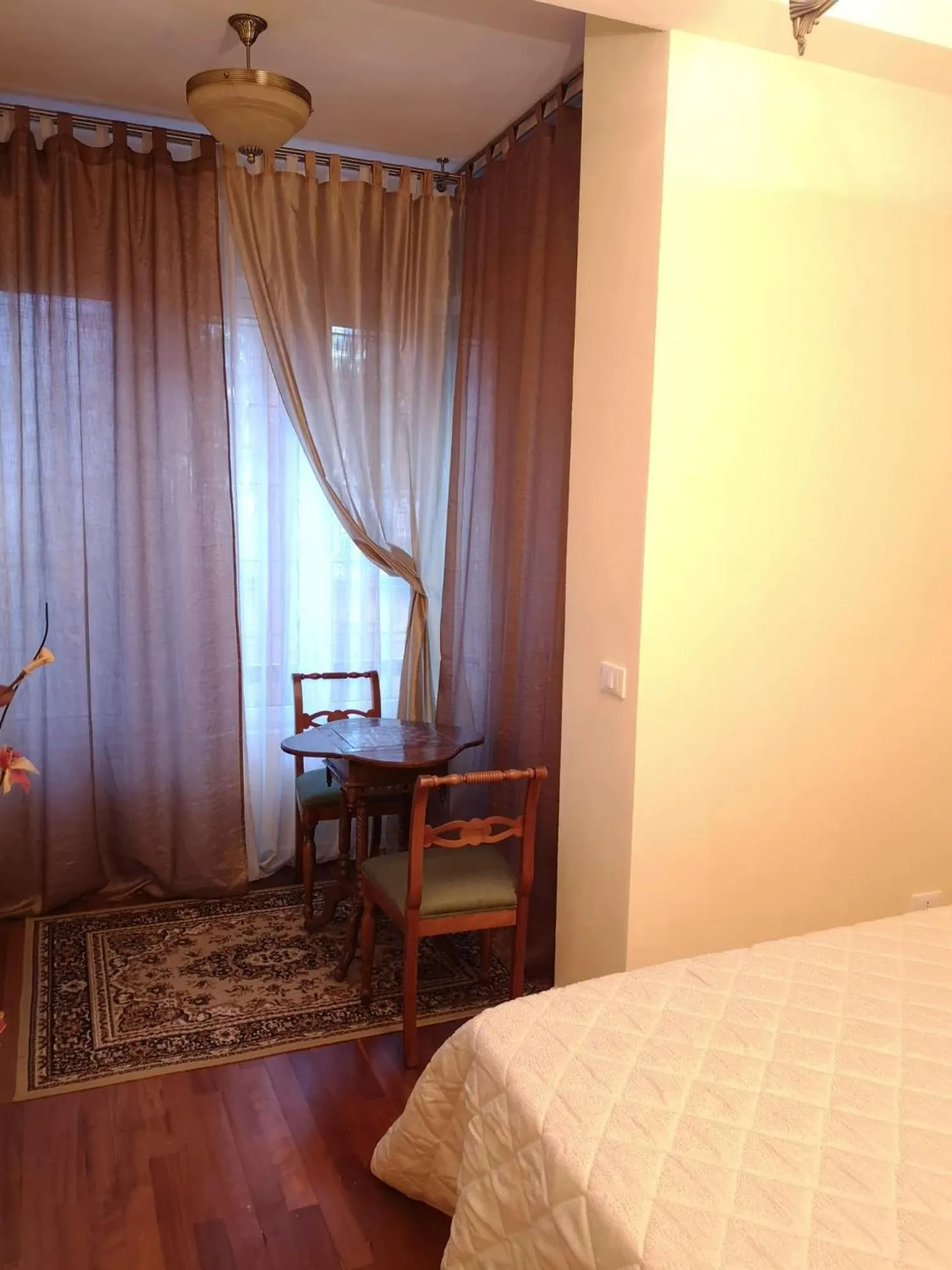Bed in AKIRE