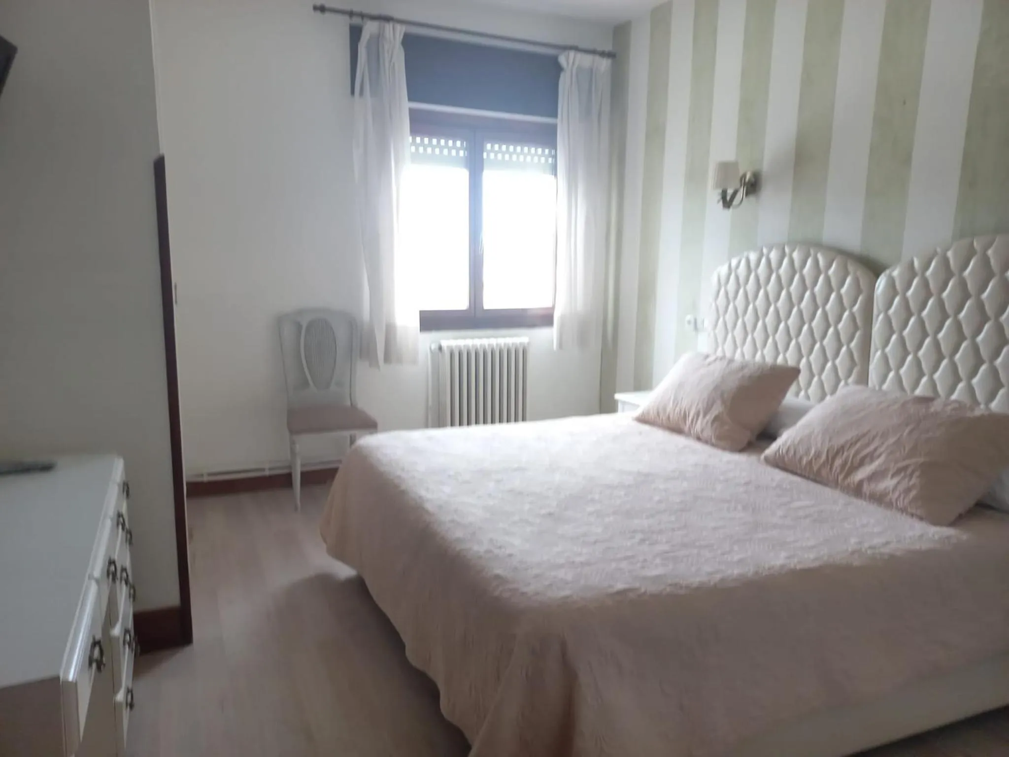 Photo of the whole room in Marina