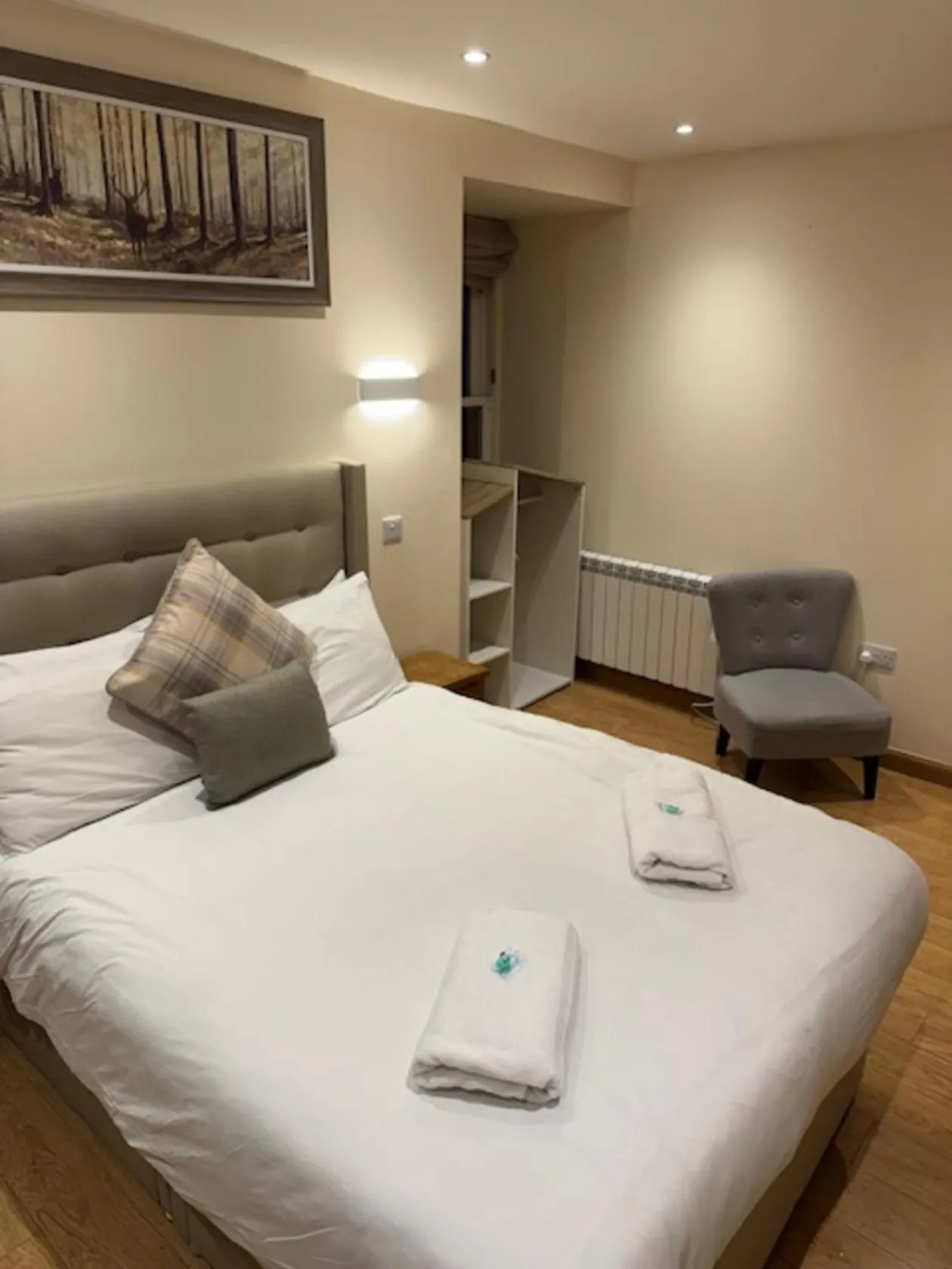 Bedroom, Bed in Waverley Inn Holiday Apartments