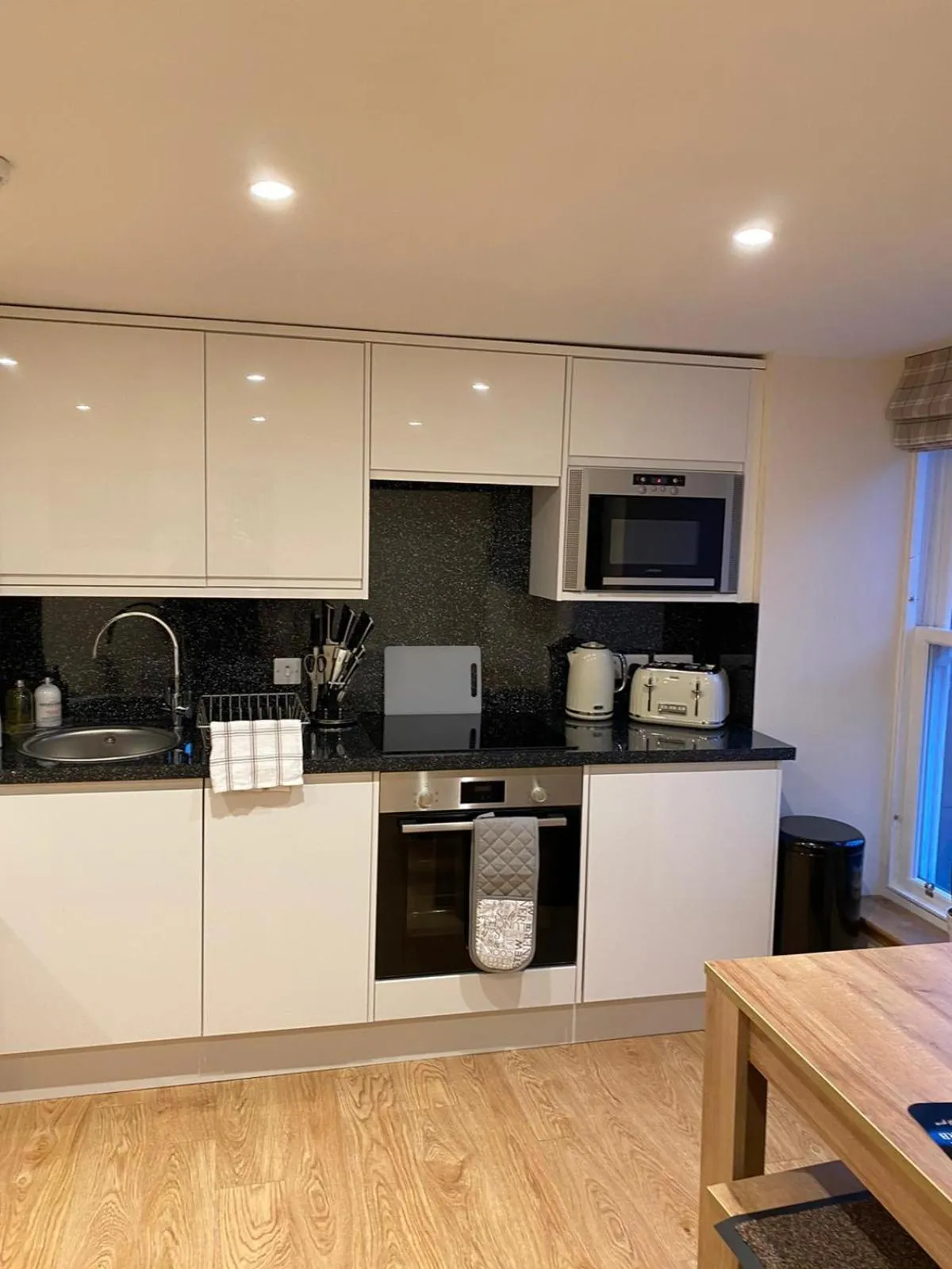 Other in Waverley Inn Holiday Apartments