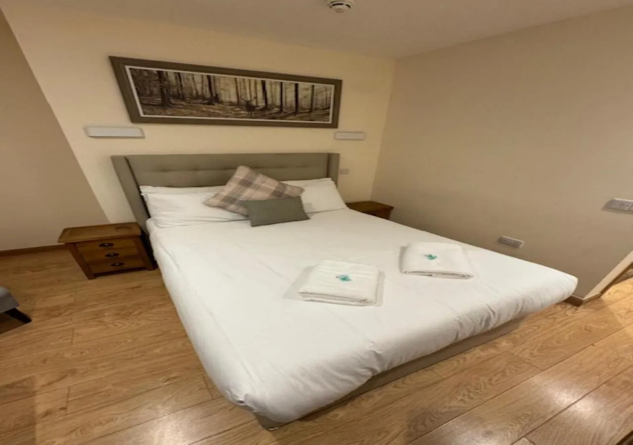 Bedroom, Bed in Waverley Inn Holiday Apartments