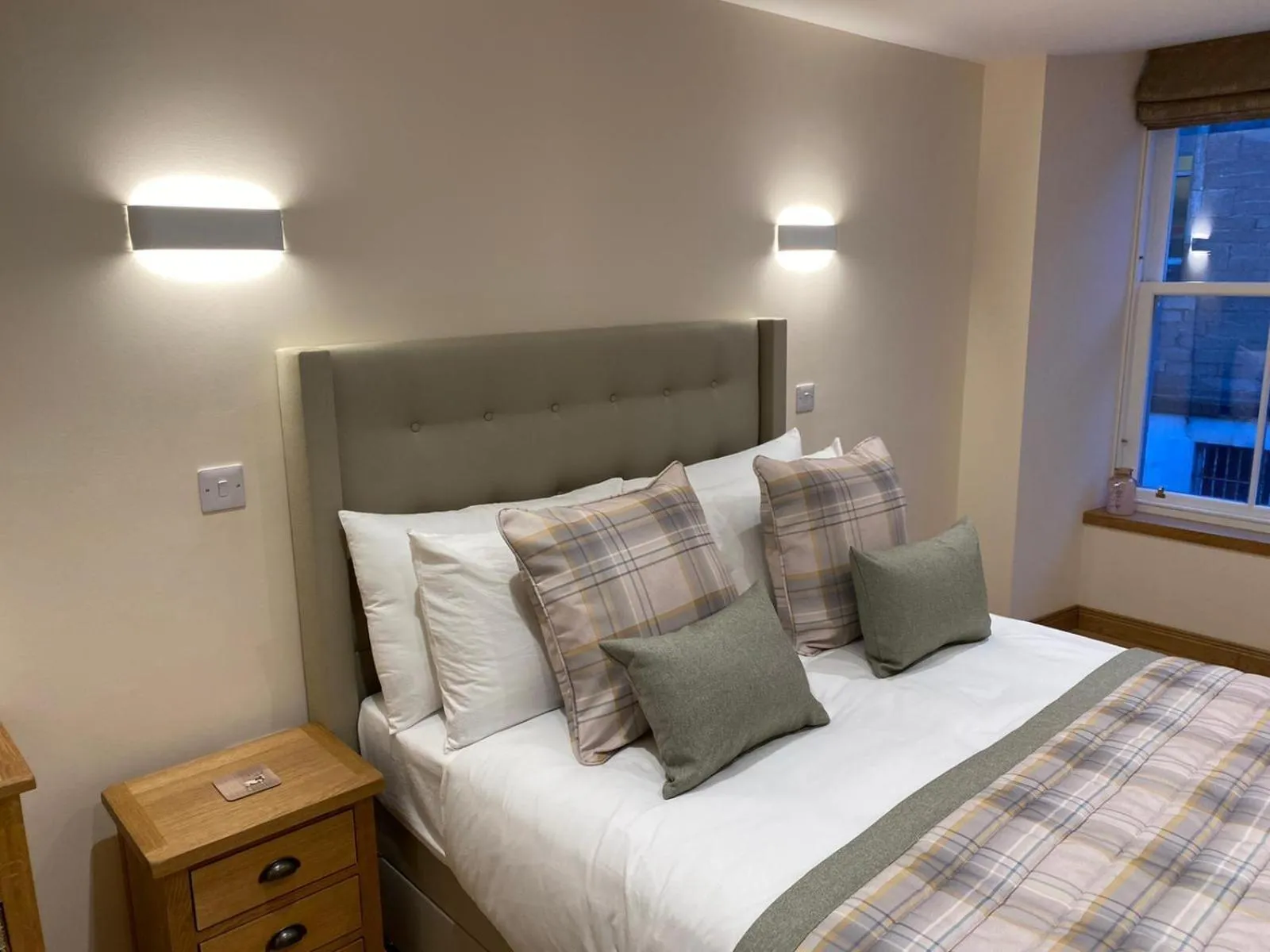 Bedroom, Bed in Waverley Inn Holiday Apartments