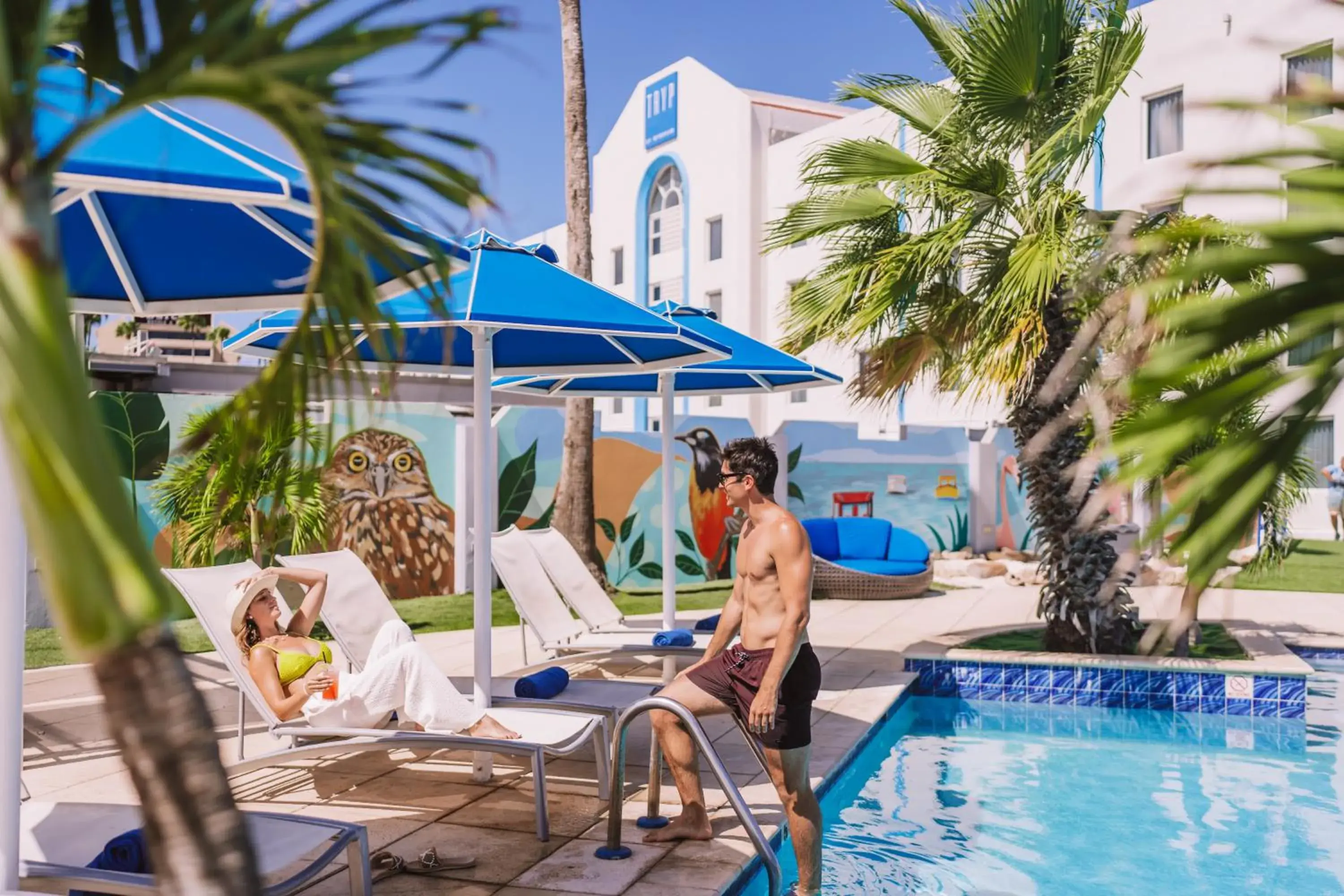 Swimming pool in TRYP by Wyndham Aruba Swimming pool in TRYP by Wyndham Aruba