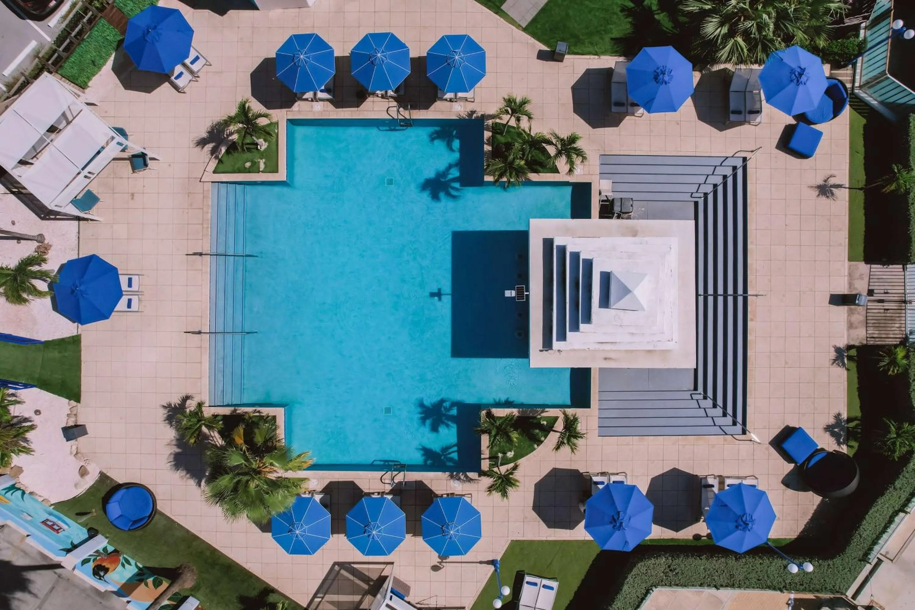 Pool view in TRYP by Wyndham Aruba
