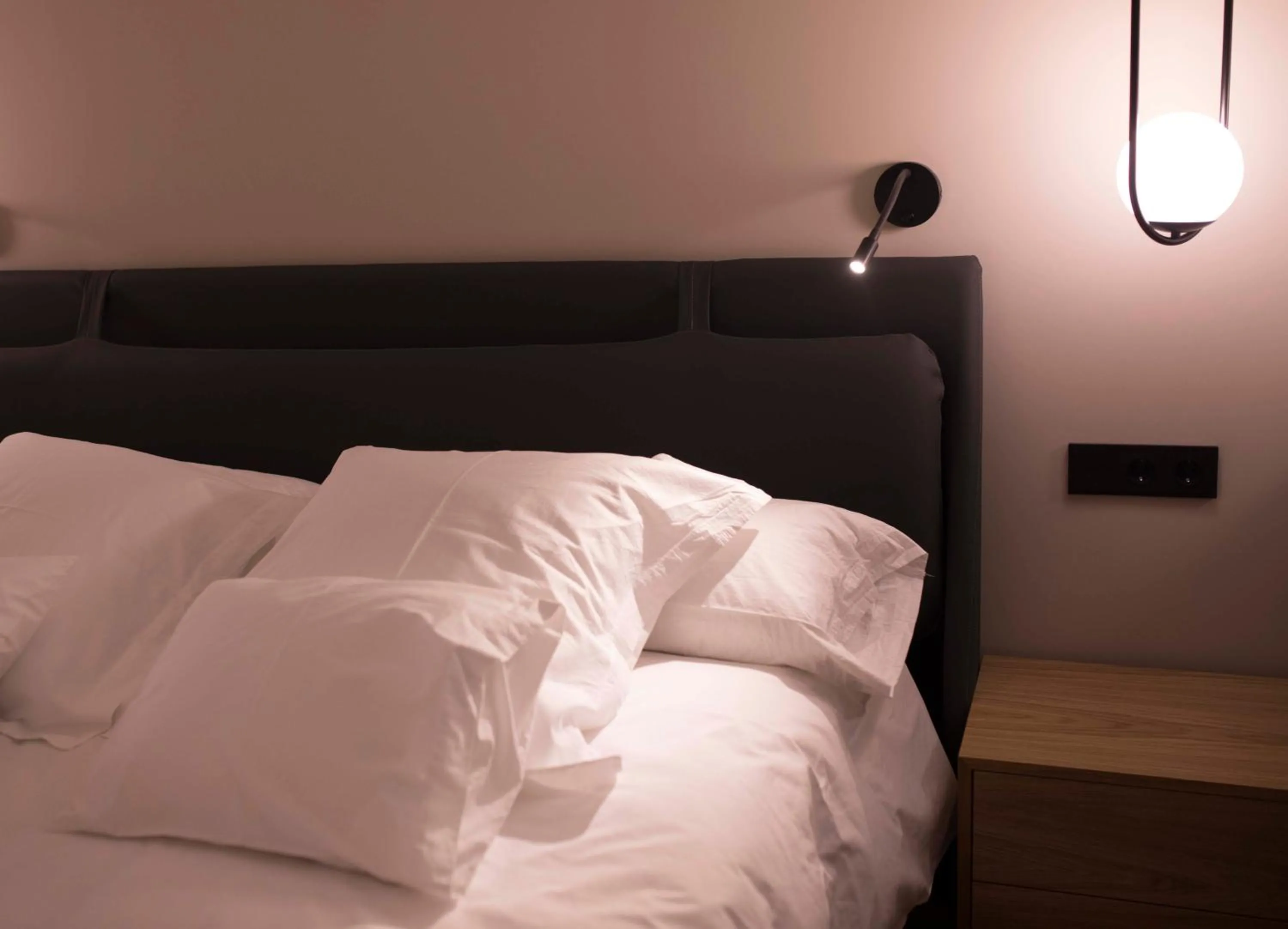 Bed in Vallivana Suites