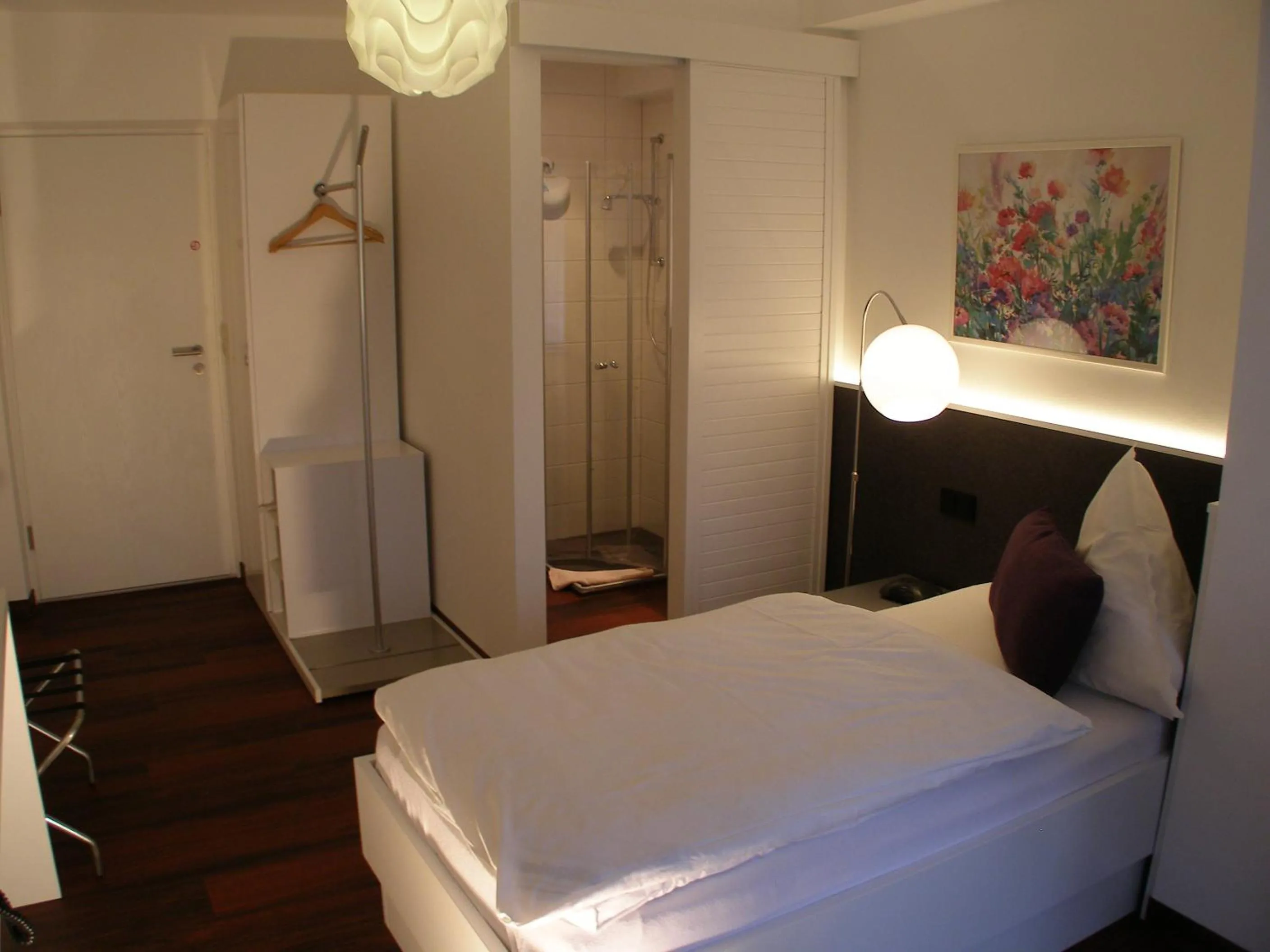 Single Room with Balcony in Hotel Haus Katharina B&B, Therme und Kurpark