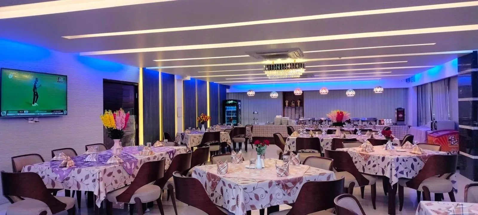 Restaurant/places to eat in Grand Mostafa Hotel Ababil