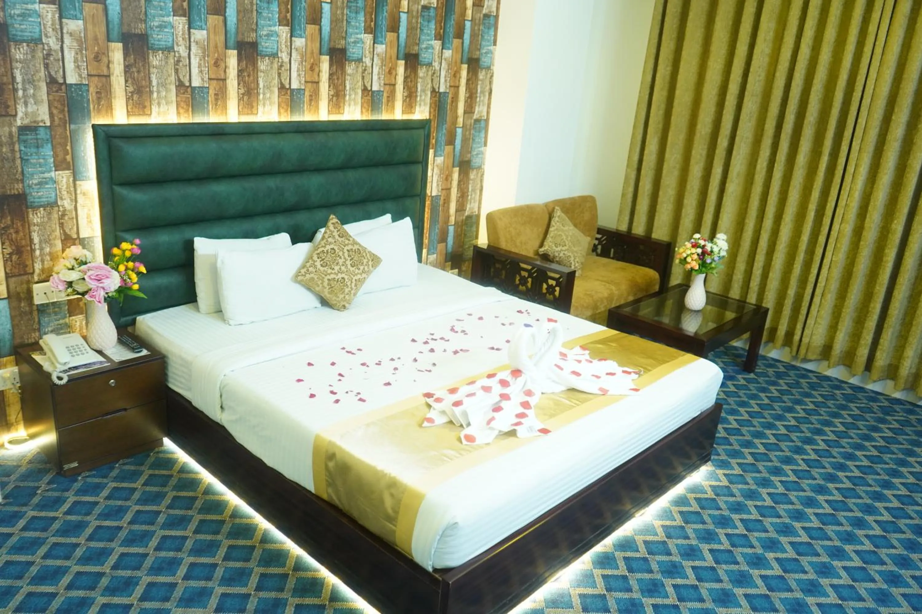 Bed in Grand Mostafa Hotel Ababil