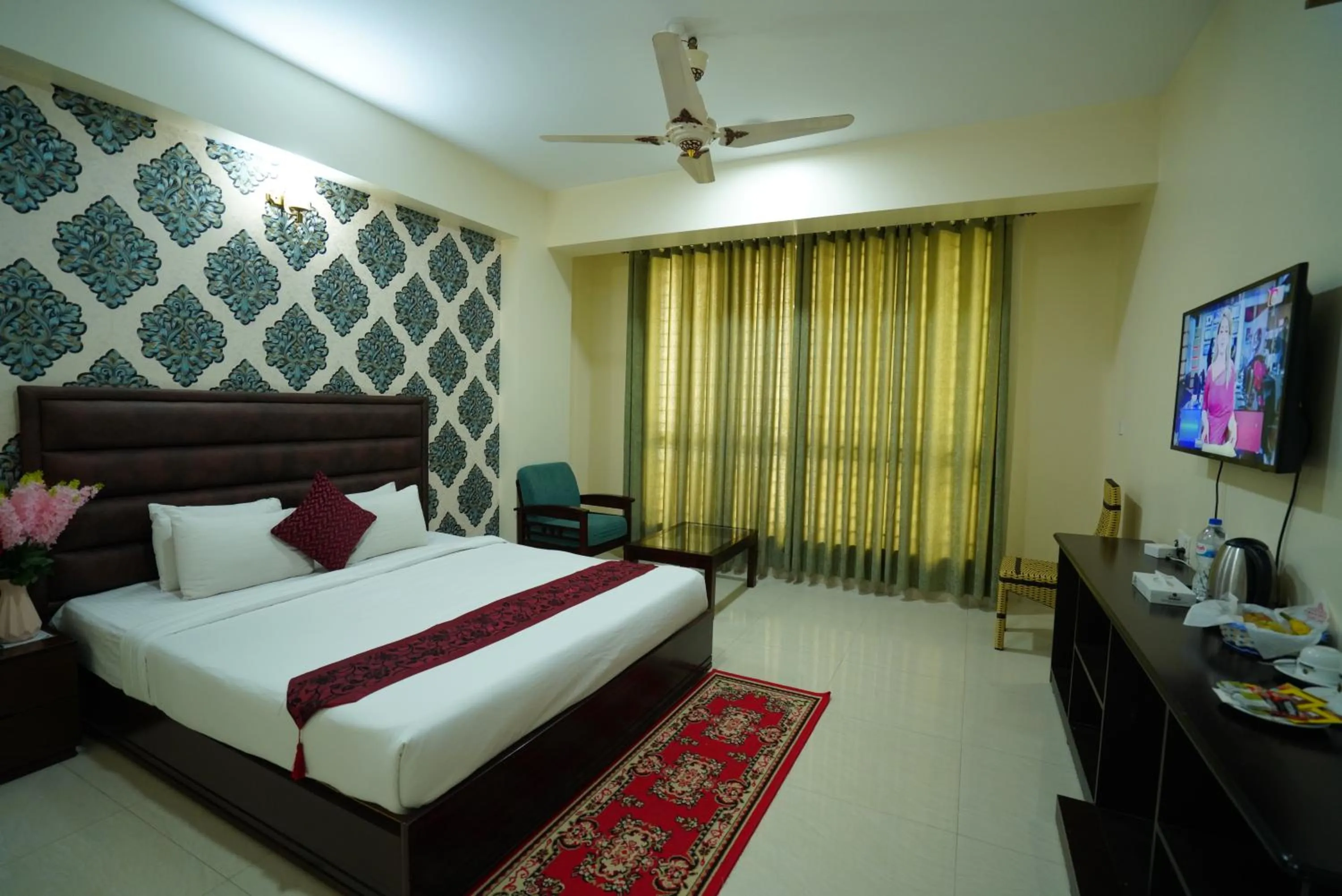 Bed in Grand Mostafa Hotel Ababil