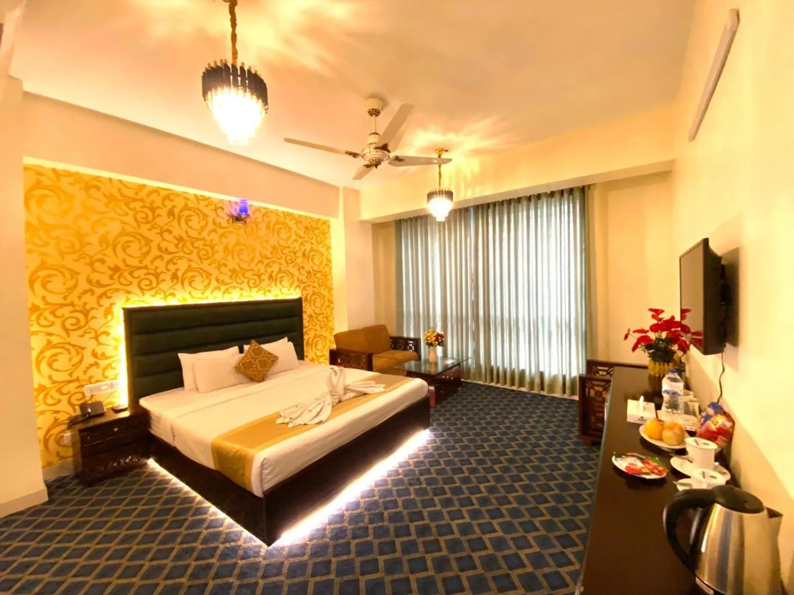 Bed in Grand Mostafa Hotel Ababil