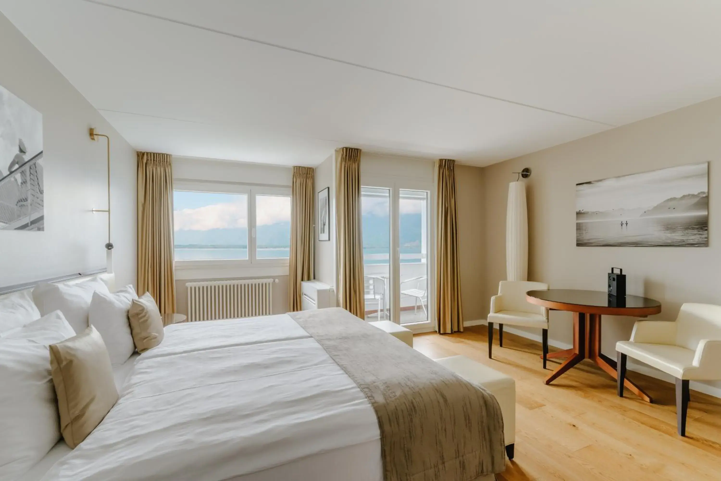 Bedroom, Bed in Hotel Mona Bedroom, Bed in Hotel Mona