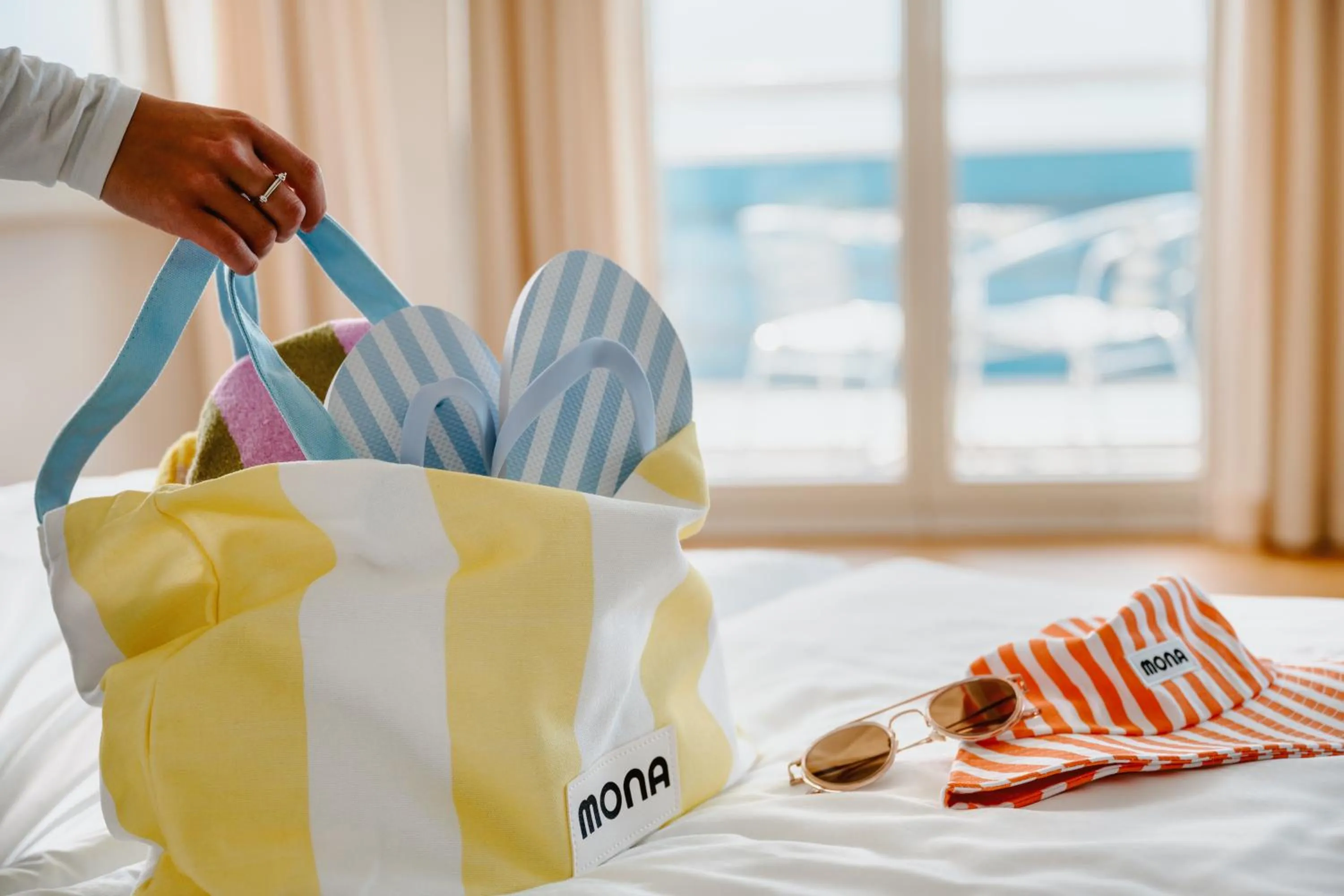 Bedroom, Bed in Hotel Mona