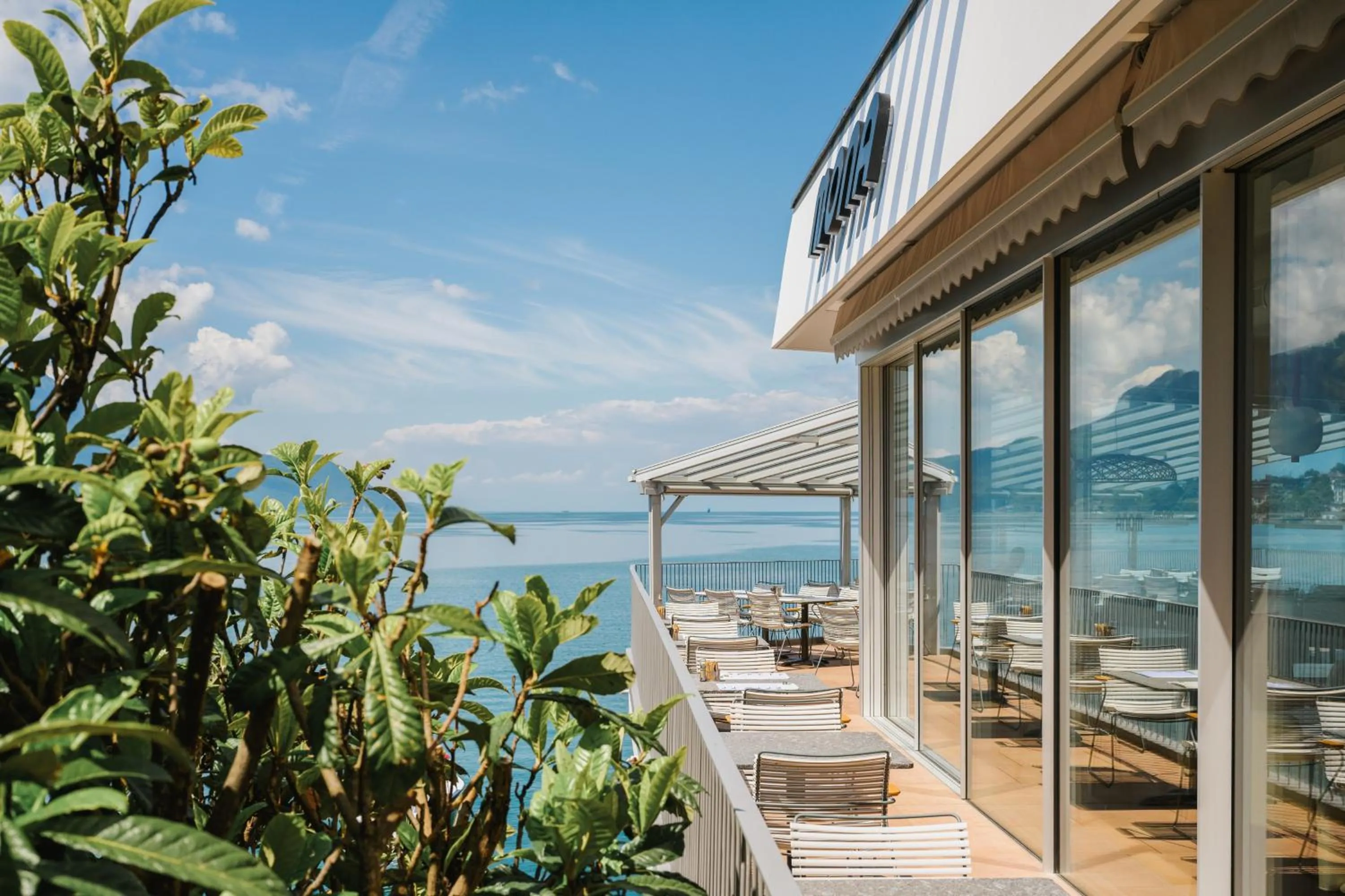 Breakfast in Hotel Mona