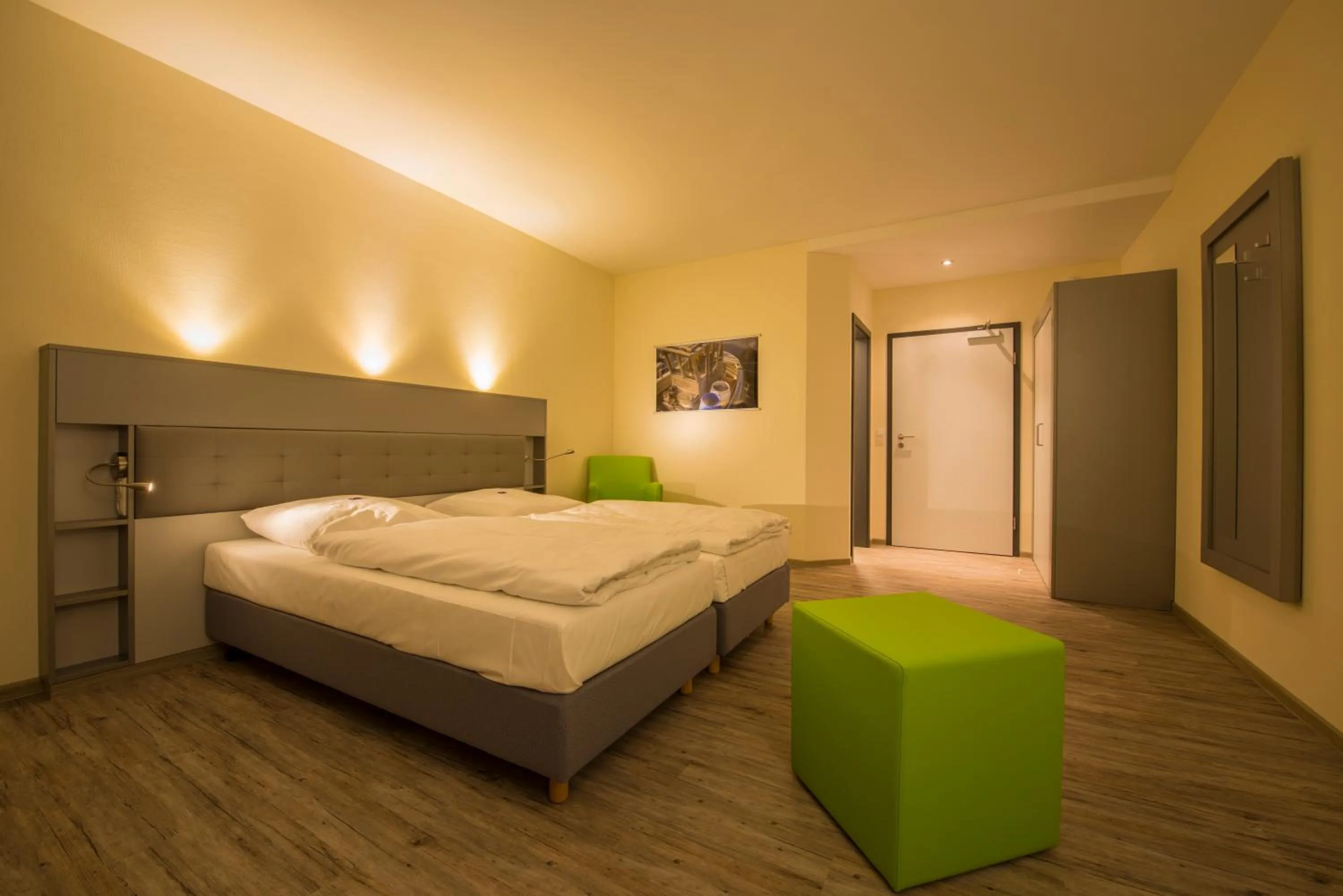 Photo of the whole room, Bed in Hotel Viva Bröckel