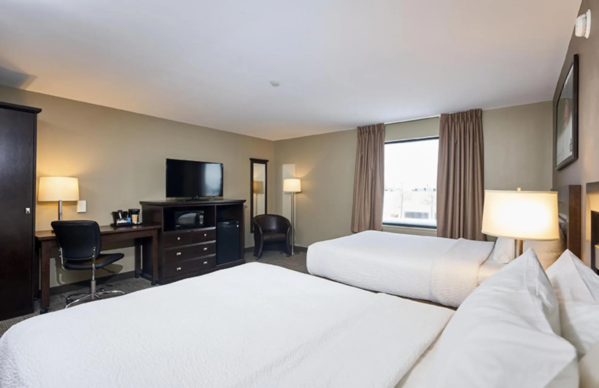 Bedroom, Bed in Canad Inns Destination Centre Transcona
