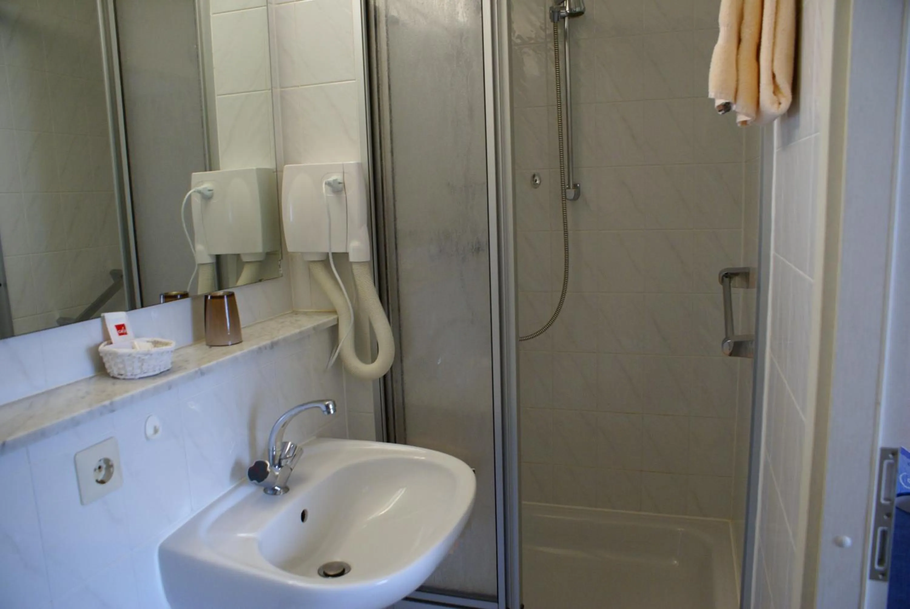 Bathroom in Hotel Sonnenhof