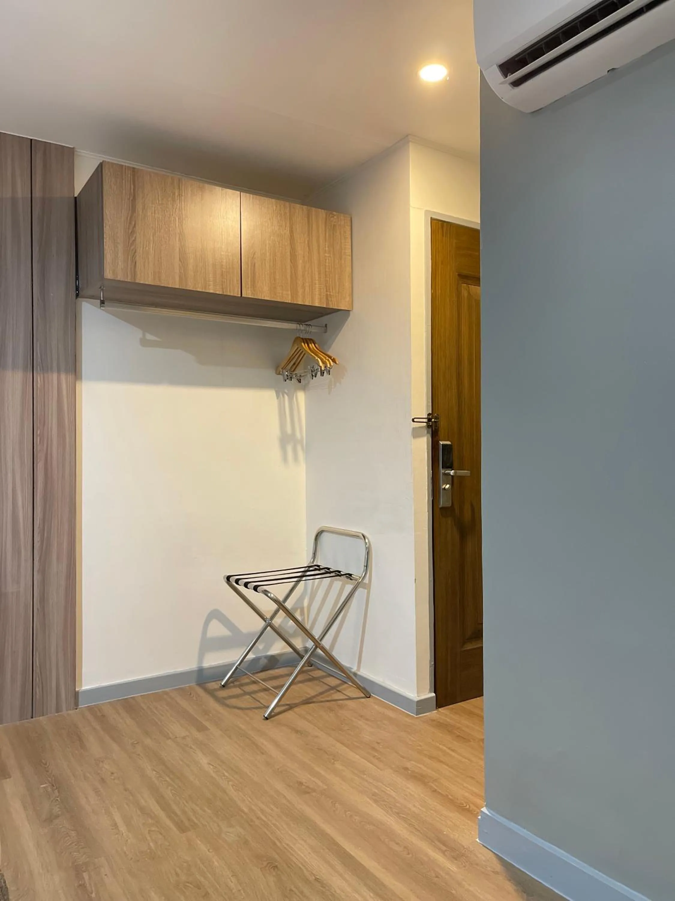 Photo of the whole room in Anex Hotel near US Embassy