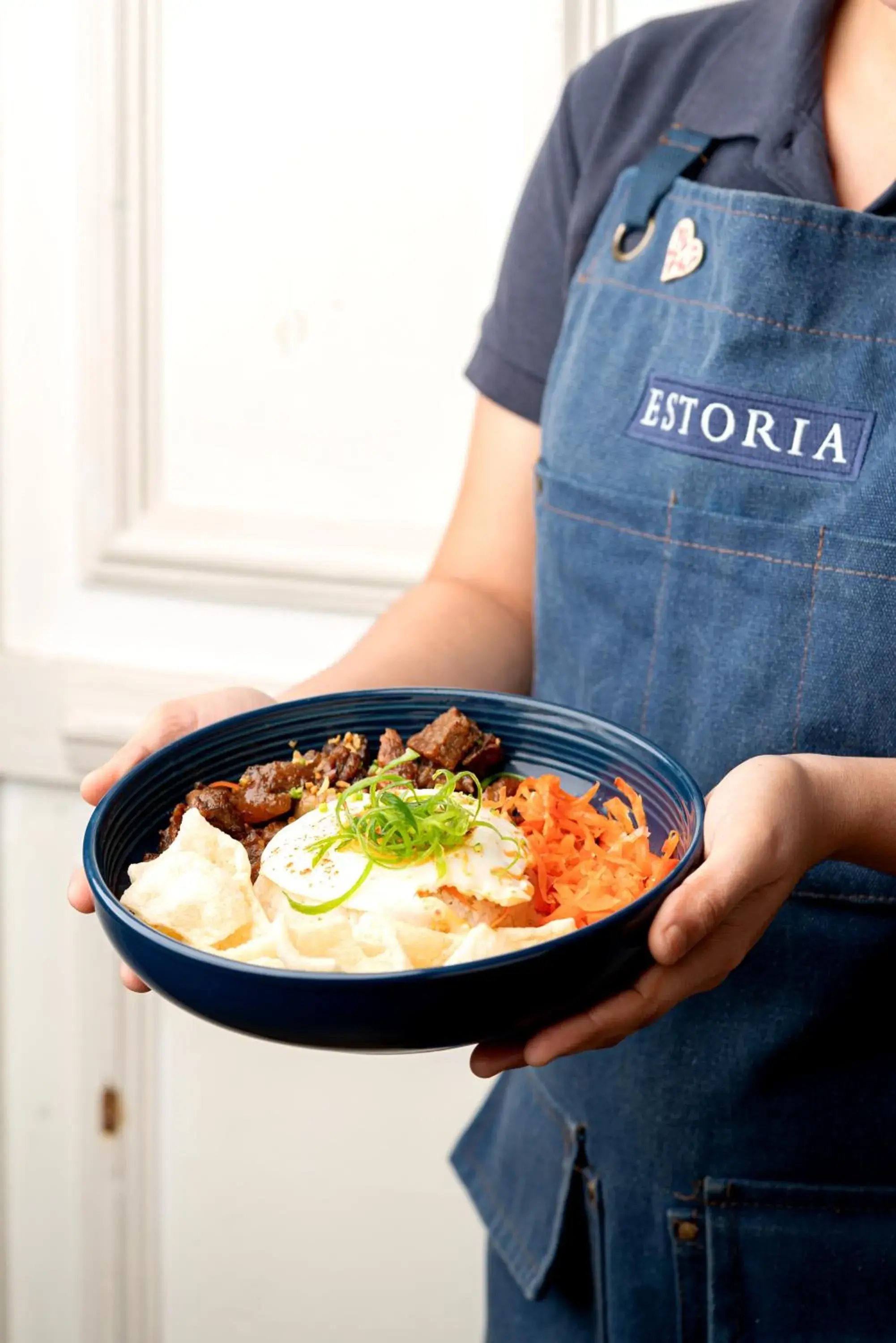 Restaurant/places to eat in Anex Hotel near US Embassy Restaurant/places to eat in Anex Hotel near US Embassy