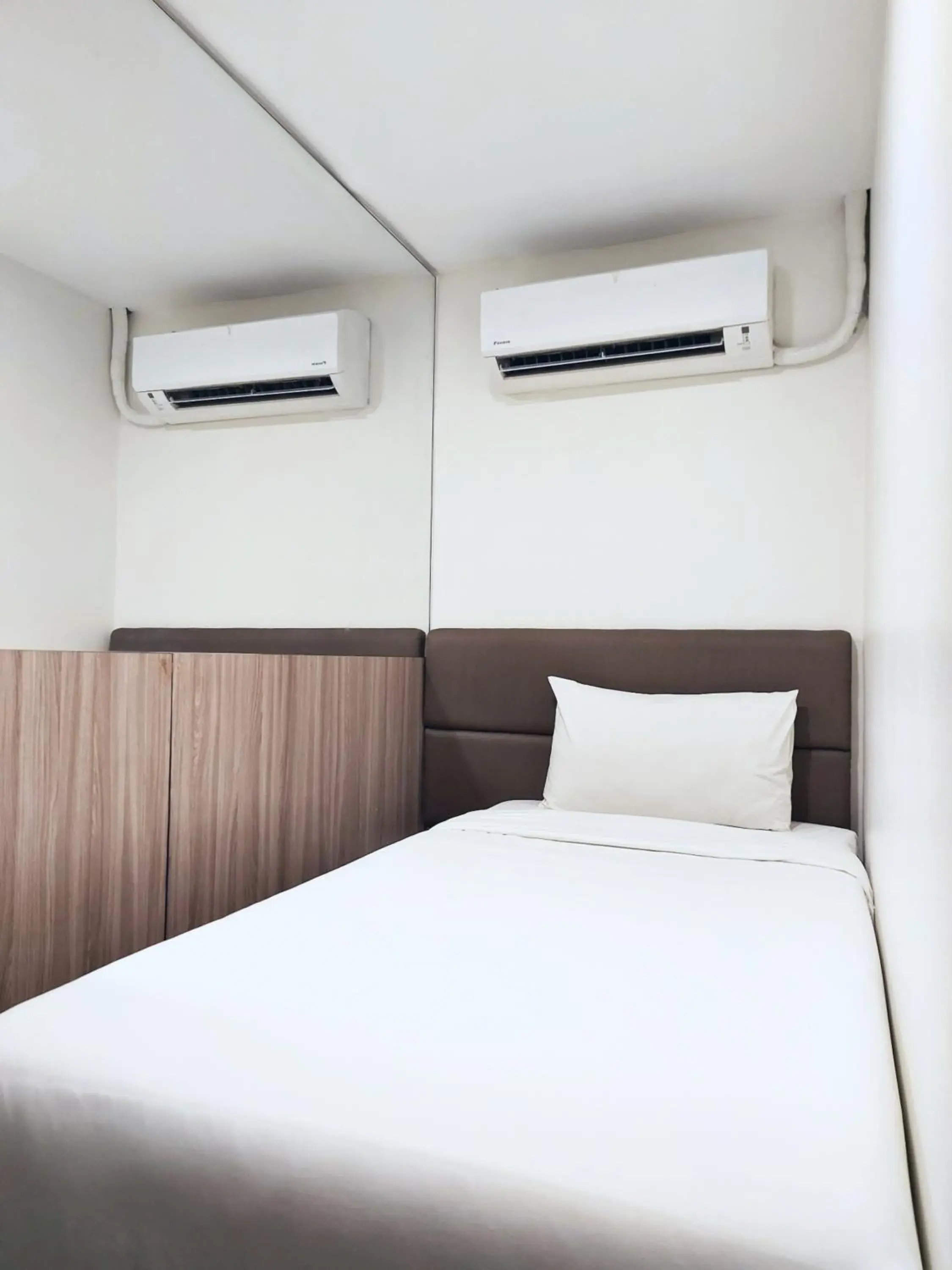 Standard Single Room in Anex Hotel near US Embassy Standard Single Room in Anex Hotel near US Embassy