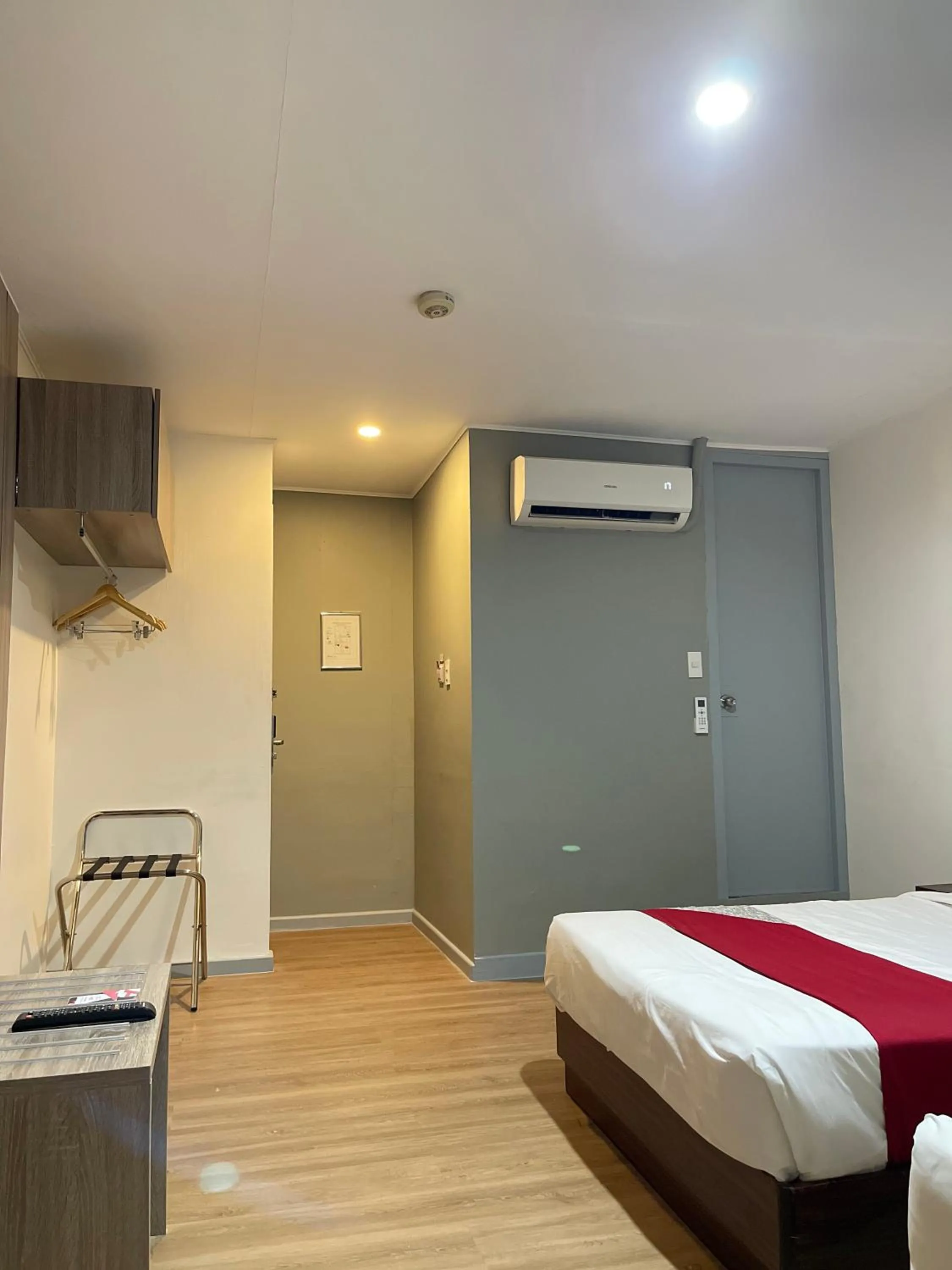 Photo of the whole room, Bed in Anex Hotel near US Embassy