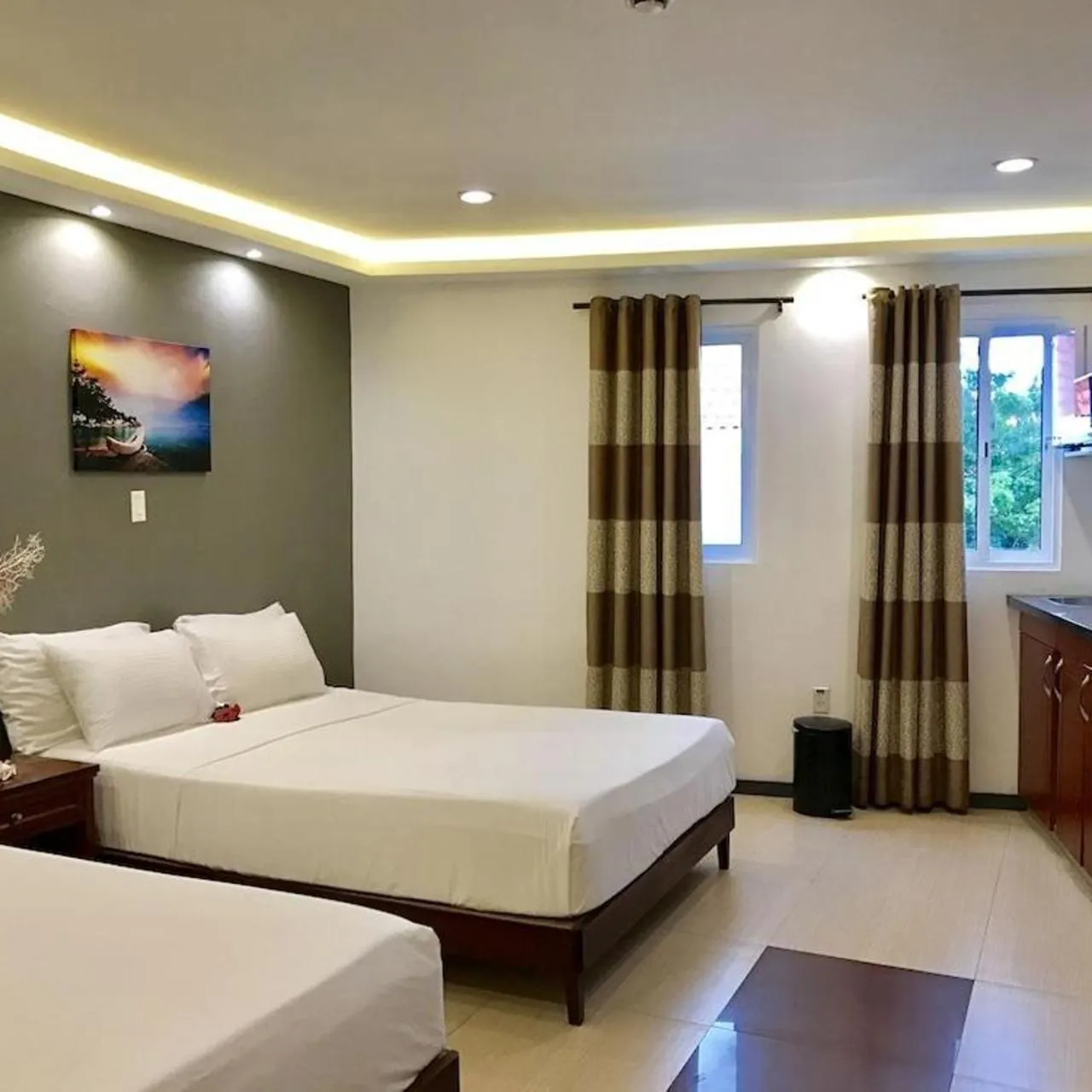 Bed in Curacao Suites Hotel