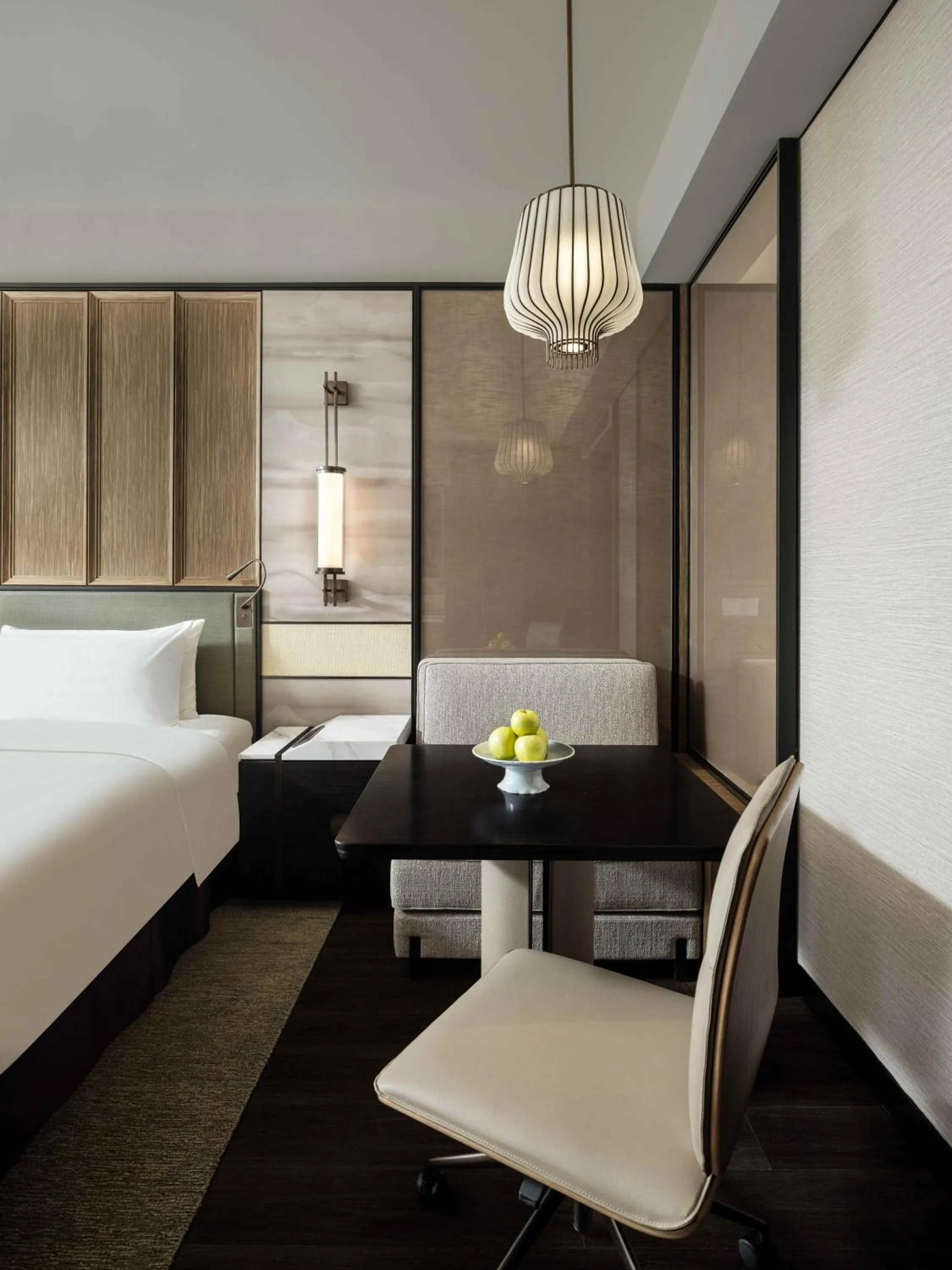 Seating area, Bed in Shangri-La Putian Onsen Resort Hotel