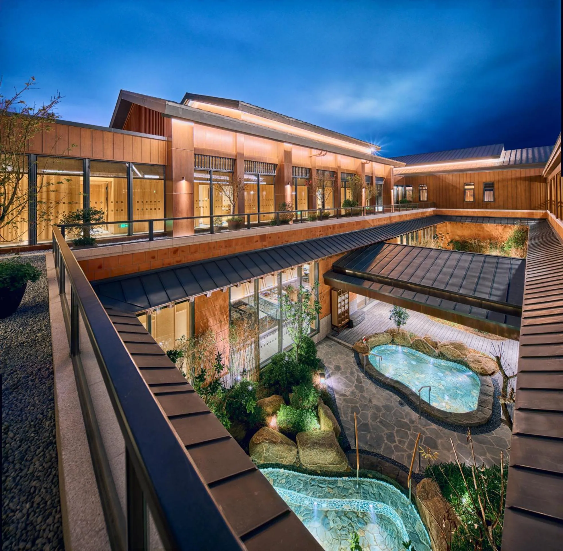 Hot Spring Bath in Shangri-La Putian Onsen Resort Hotel