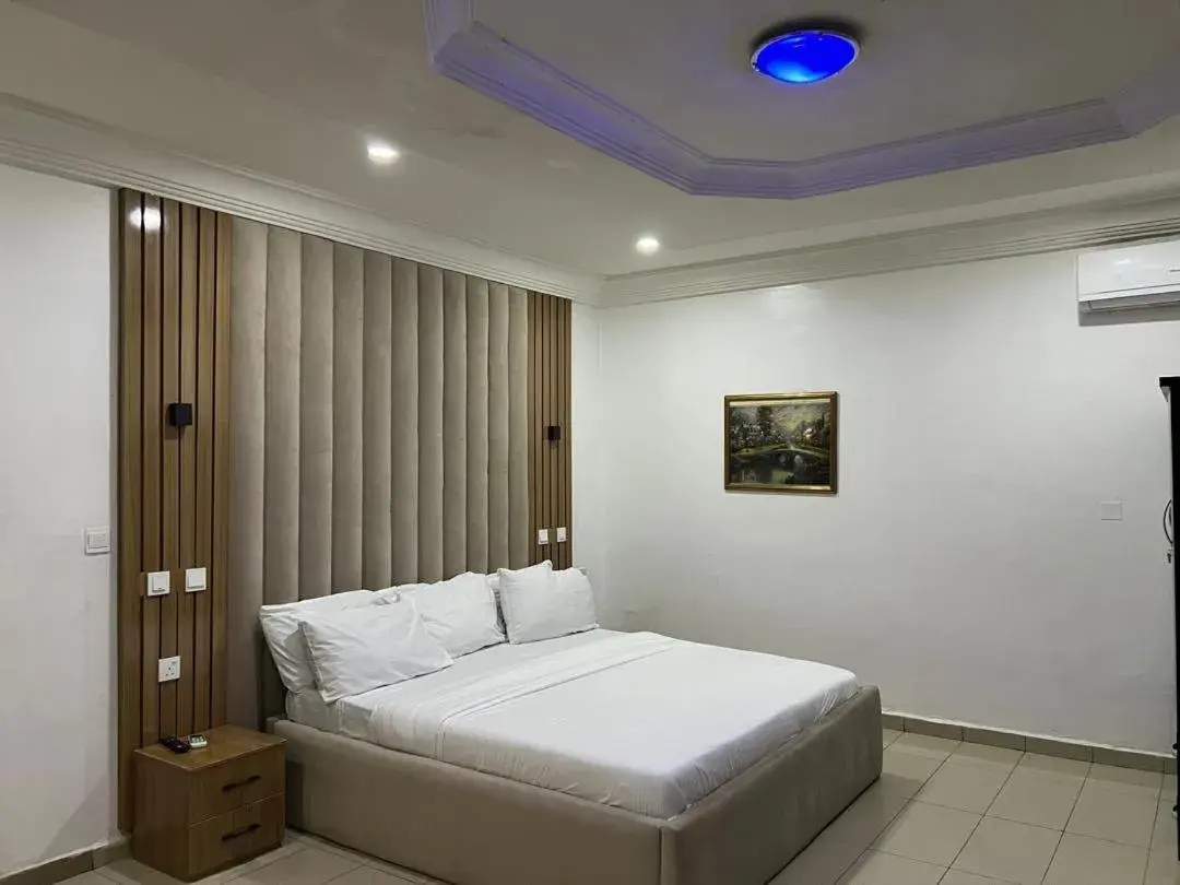 Bed in Events & Suites Bed in Events & Suites