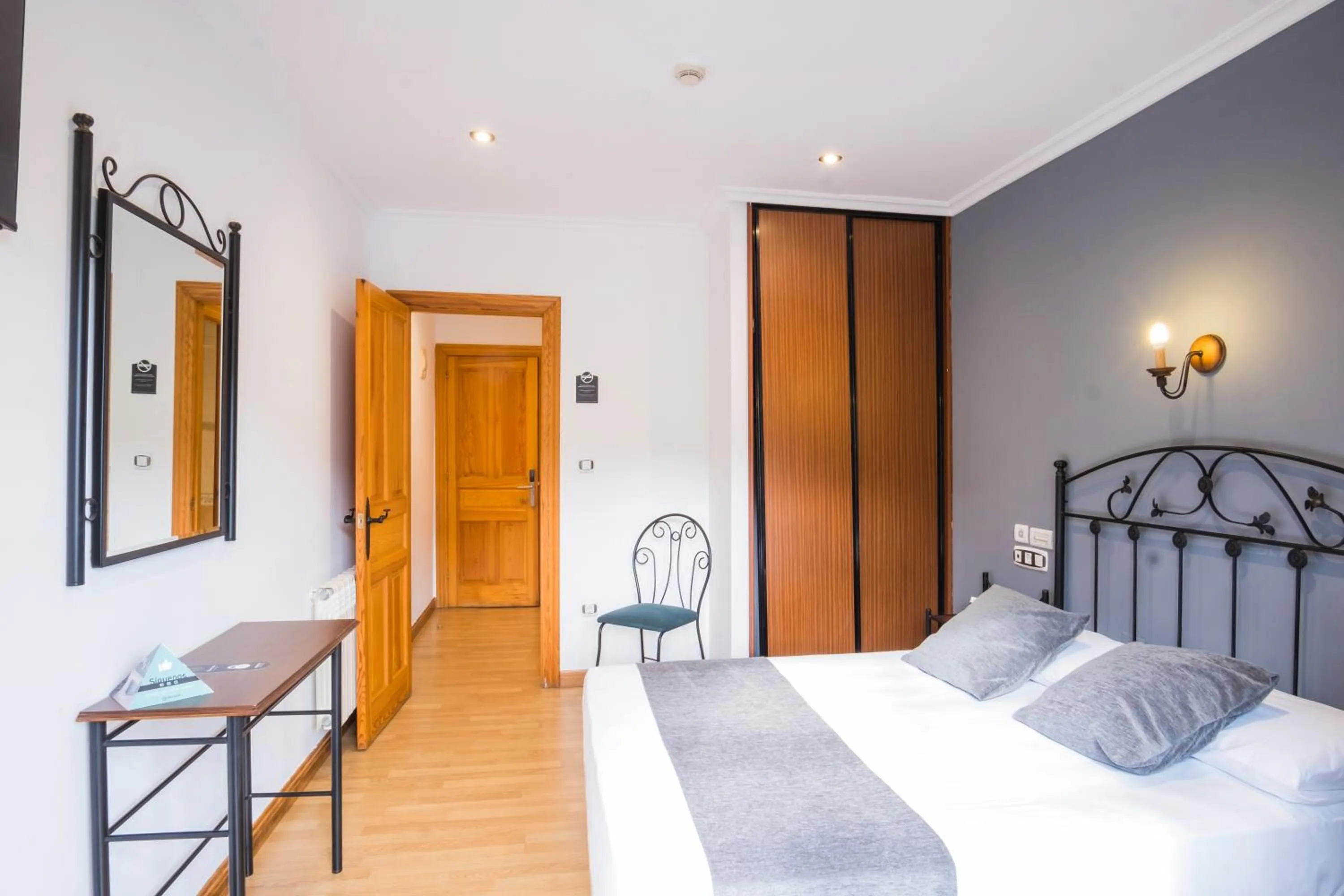 Bedroom in Hotel Alda Puerto Calderón